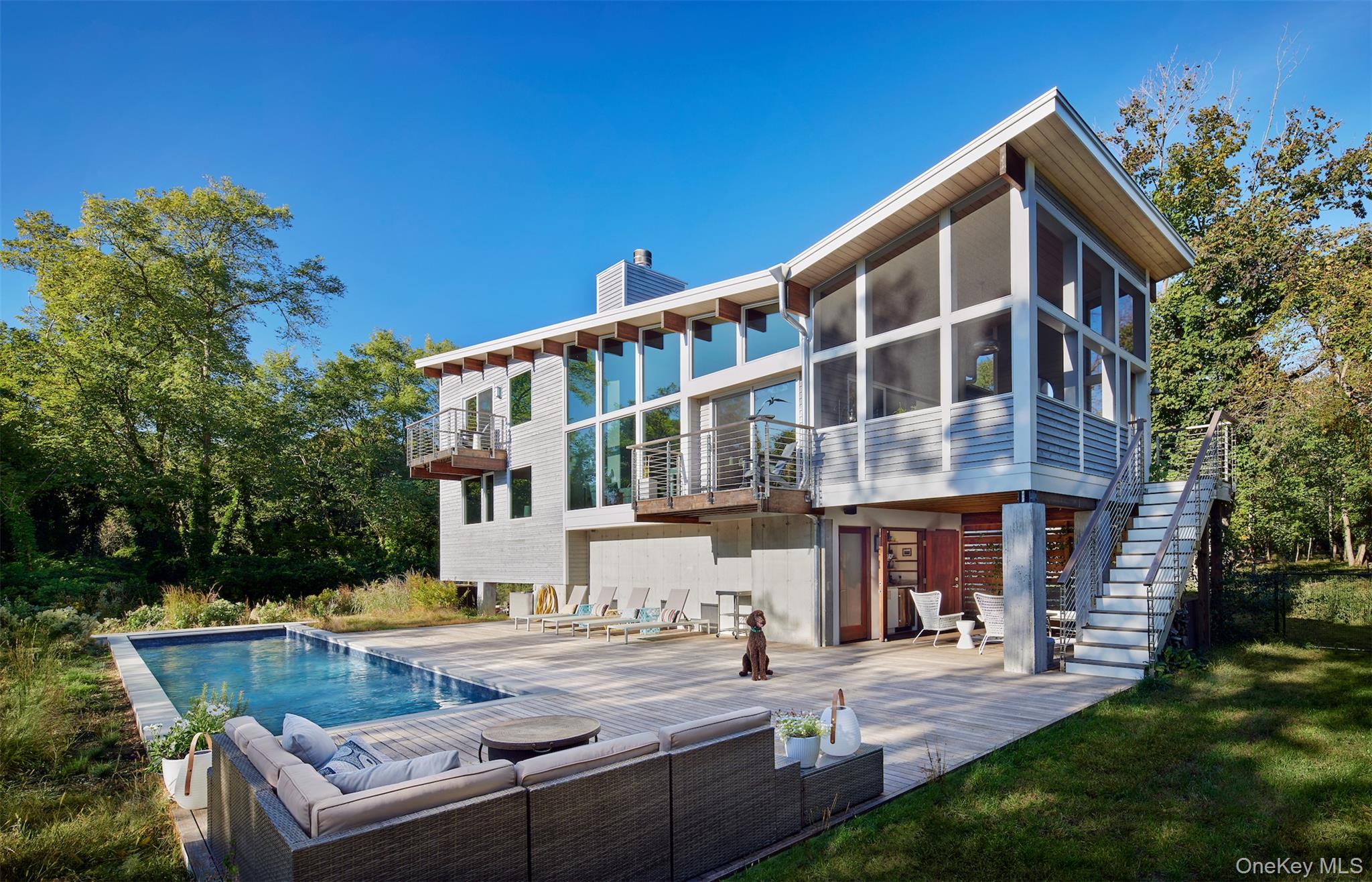 34 Old Neck Road S, Center Moriches, NY 11934