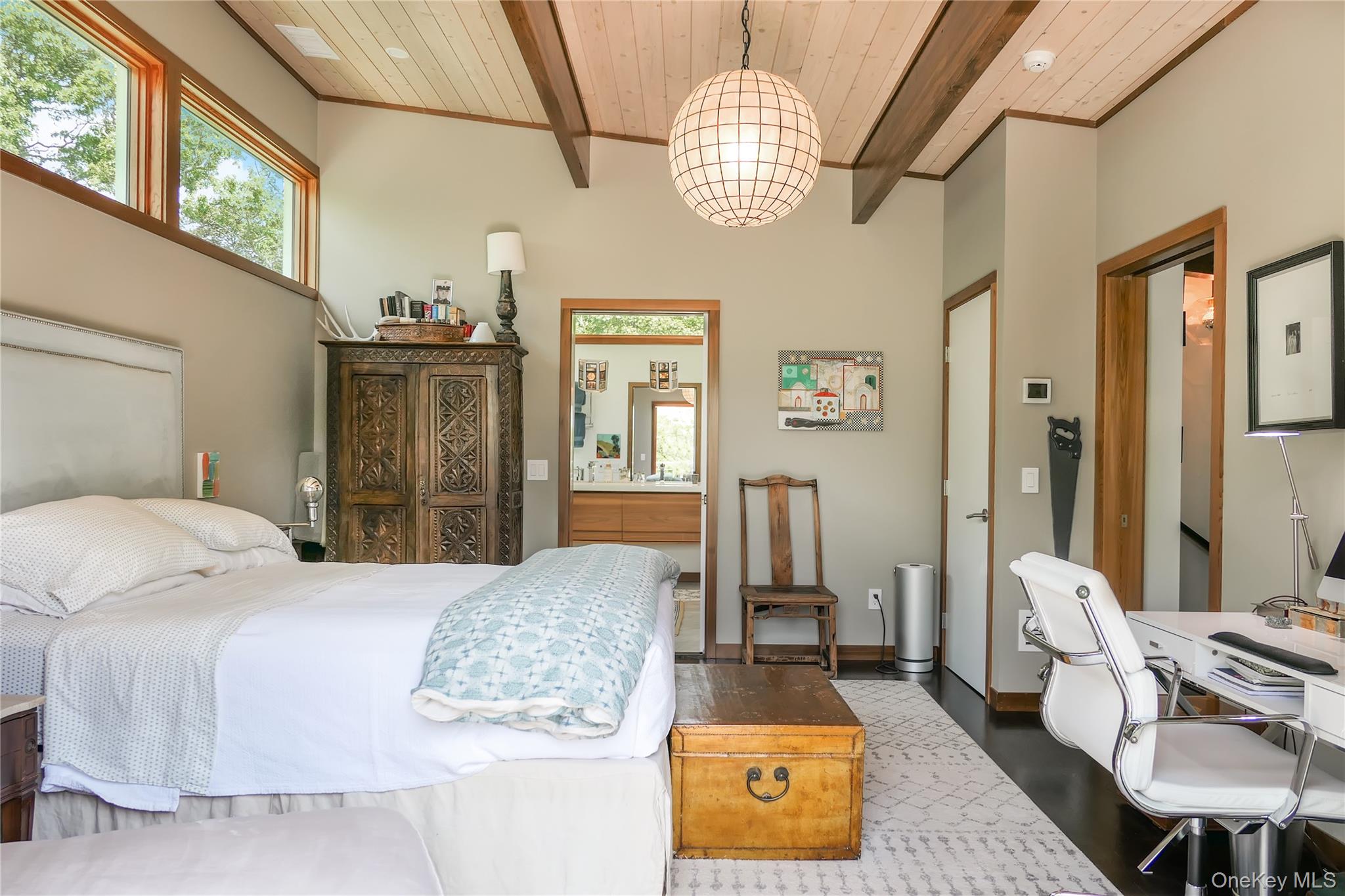 34 Old Neck Road S, Center Moriches, NY 11934