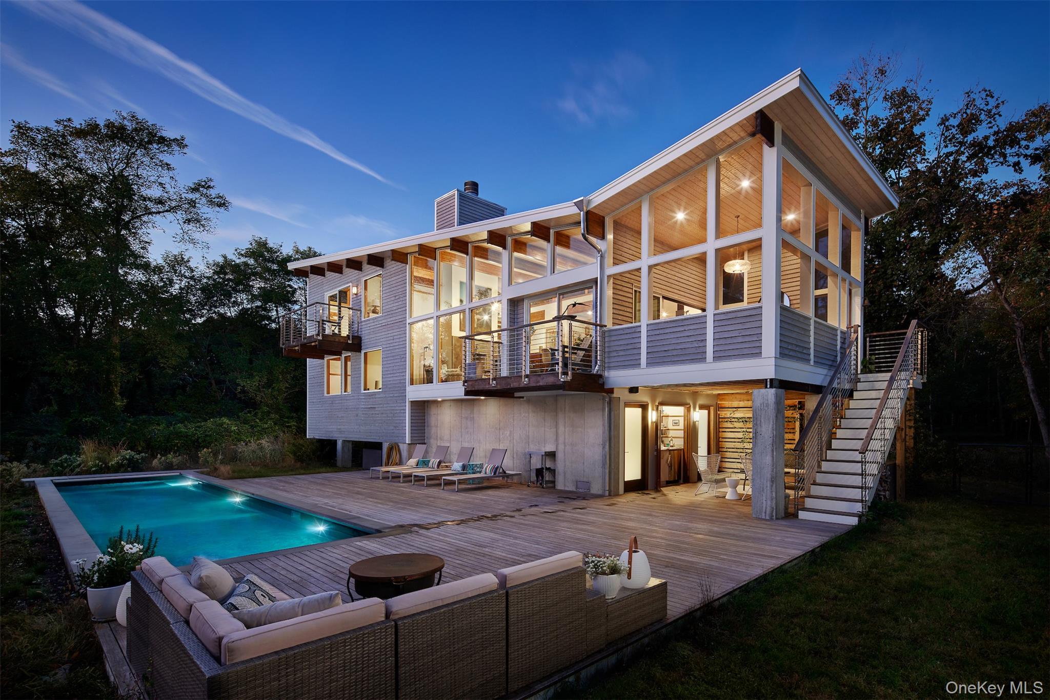 34 Old Neck Road S, Center Moriches, NY 11934