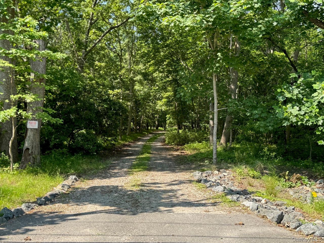 34 Old Neck Road S, Center Moriches, NY 11934