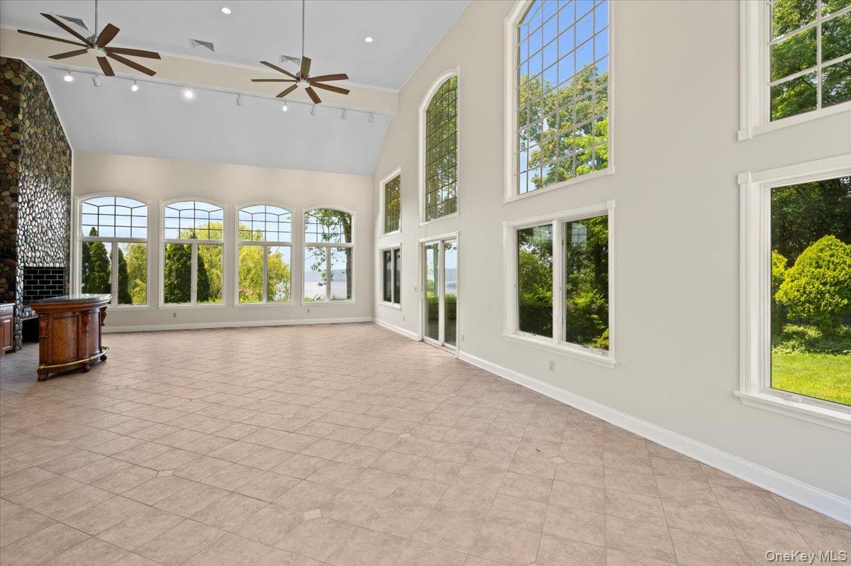 9 Gualtiere Lane, Ossining, NY 10562