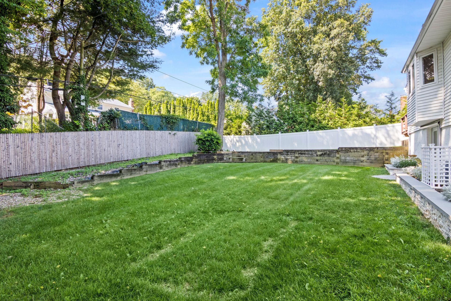 46 Knight Lane, Kings Park, NY 11754