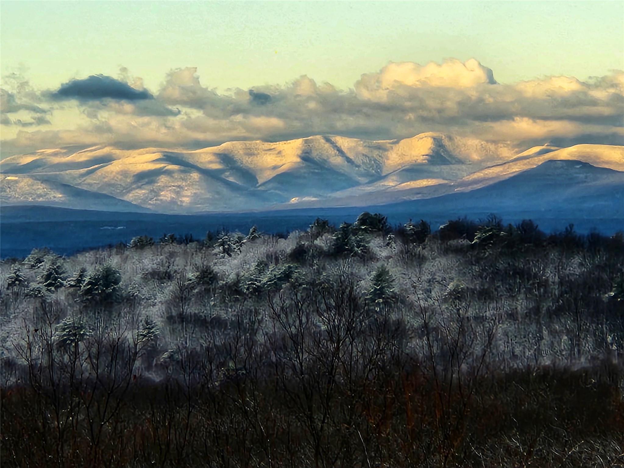 Willow Glen Road, Red Hook, NY 12571