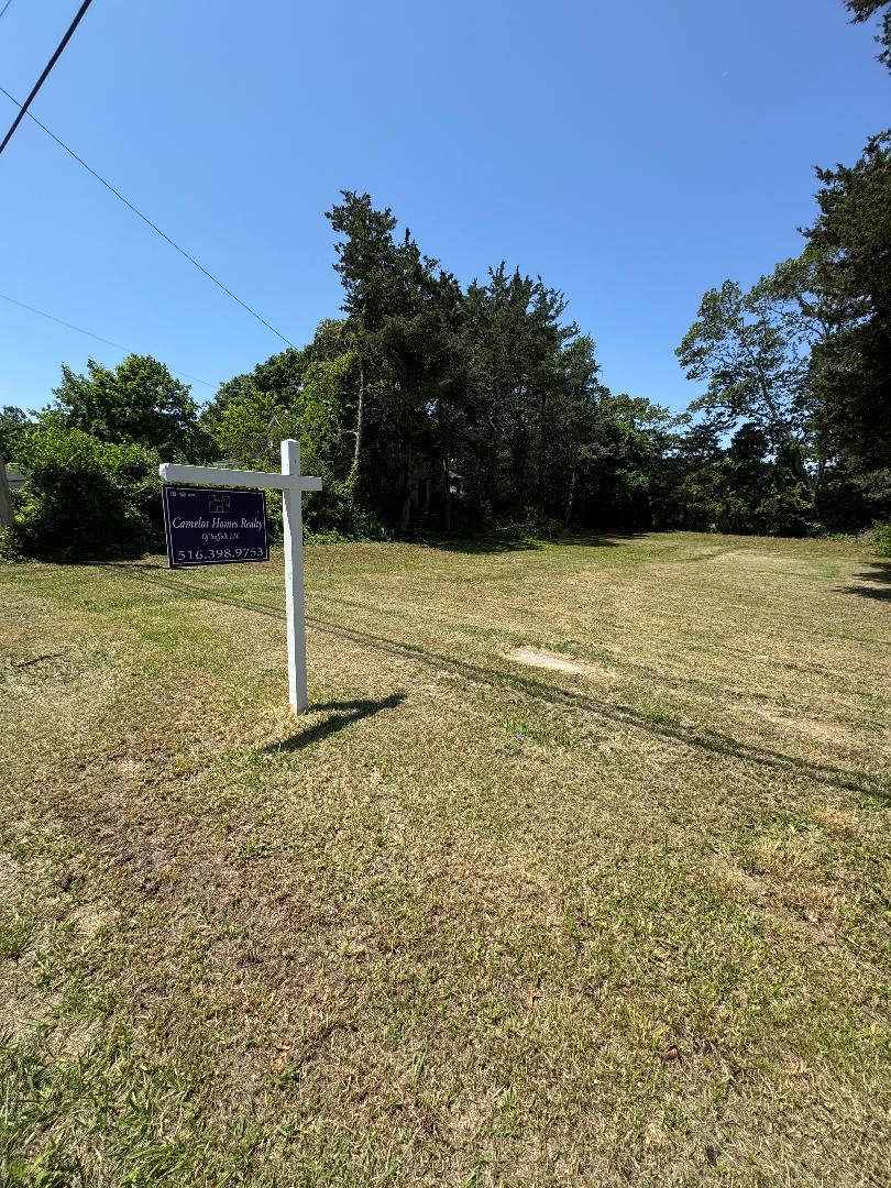 58 N Paquatuck Avenue, East Moriches, NY 11940