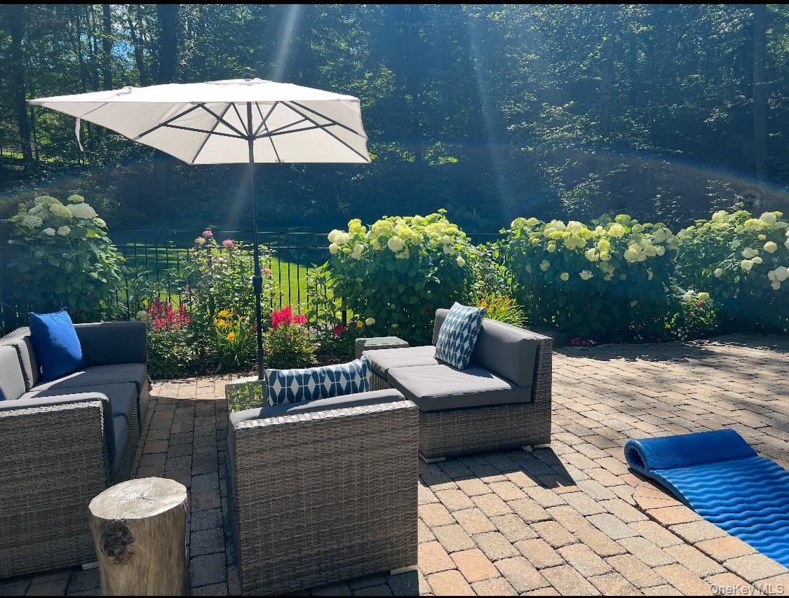 54 Banksville Road, Armonk, NY 10504