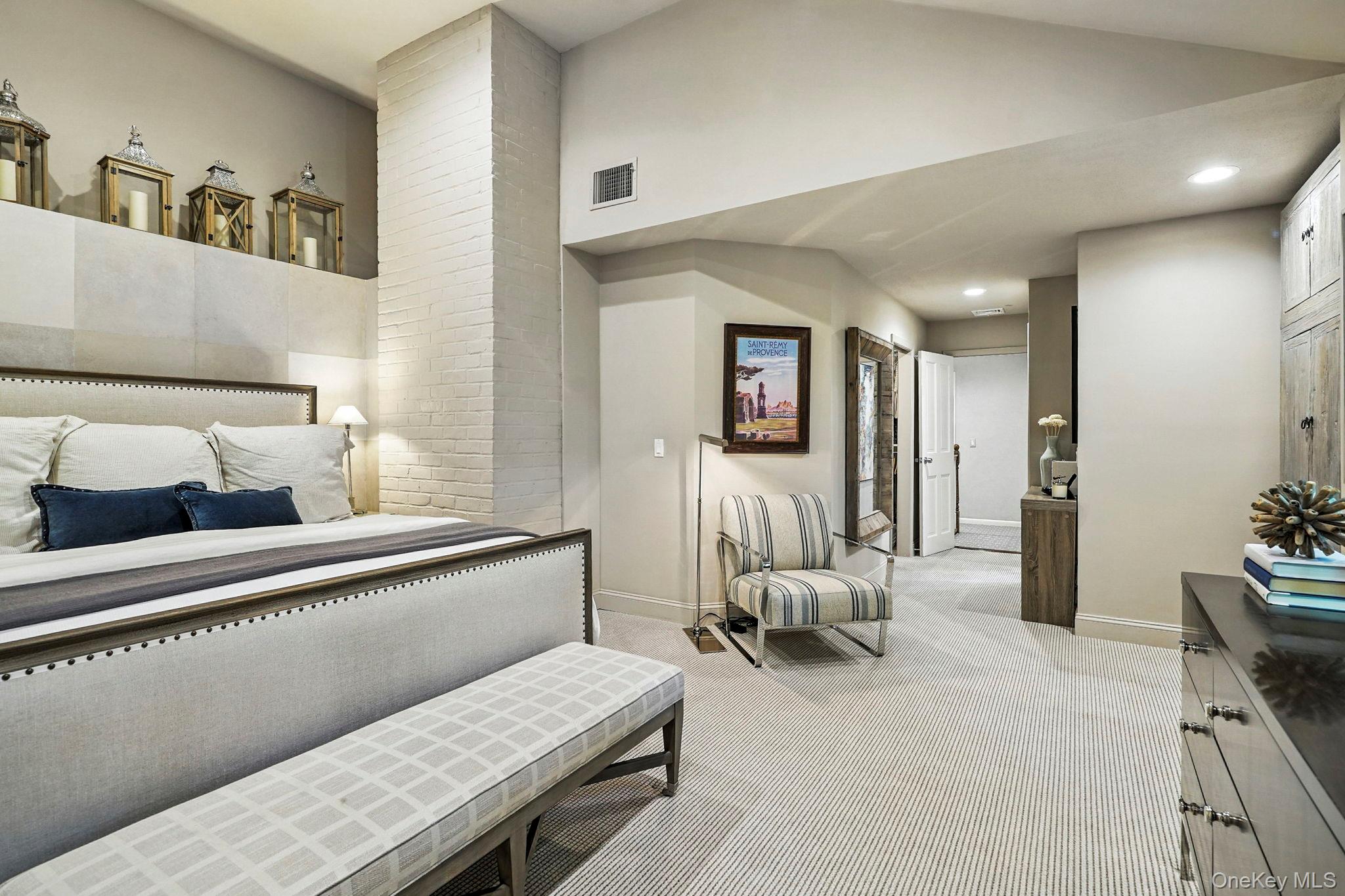 54 Banksville Road, Armonk, NY 10504