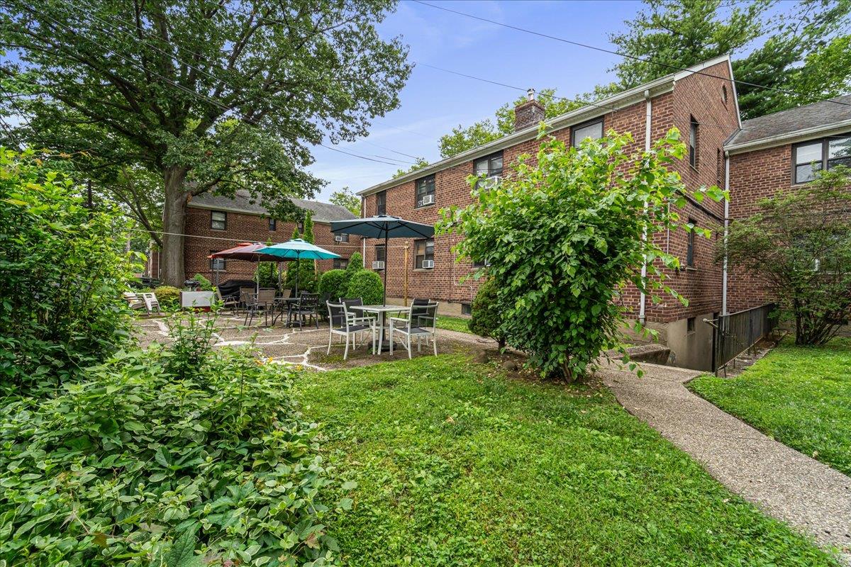 190-05 39th Avenue # 140, Flushing, NY 11358