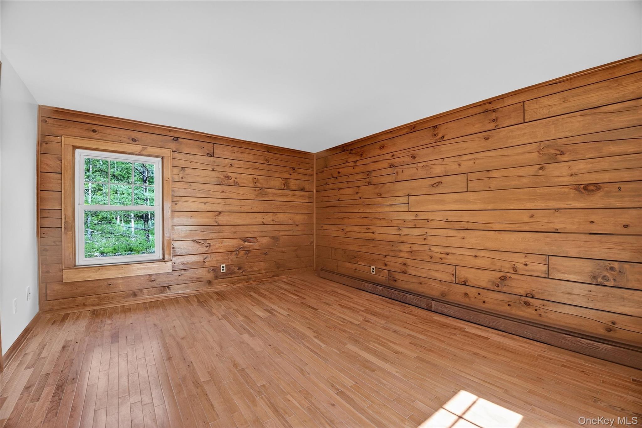 321 Spadola Lane, Pine Bush, NY 12566