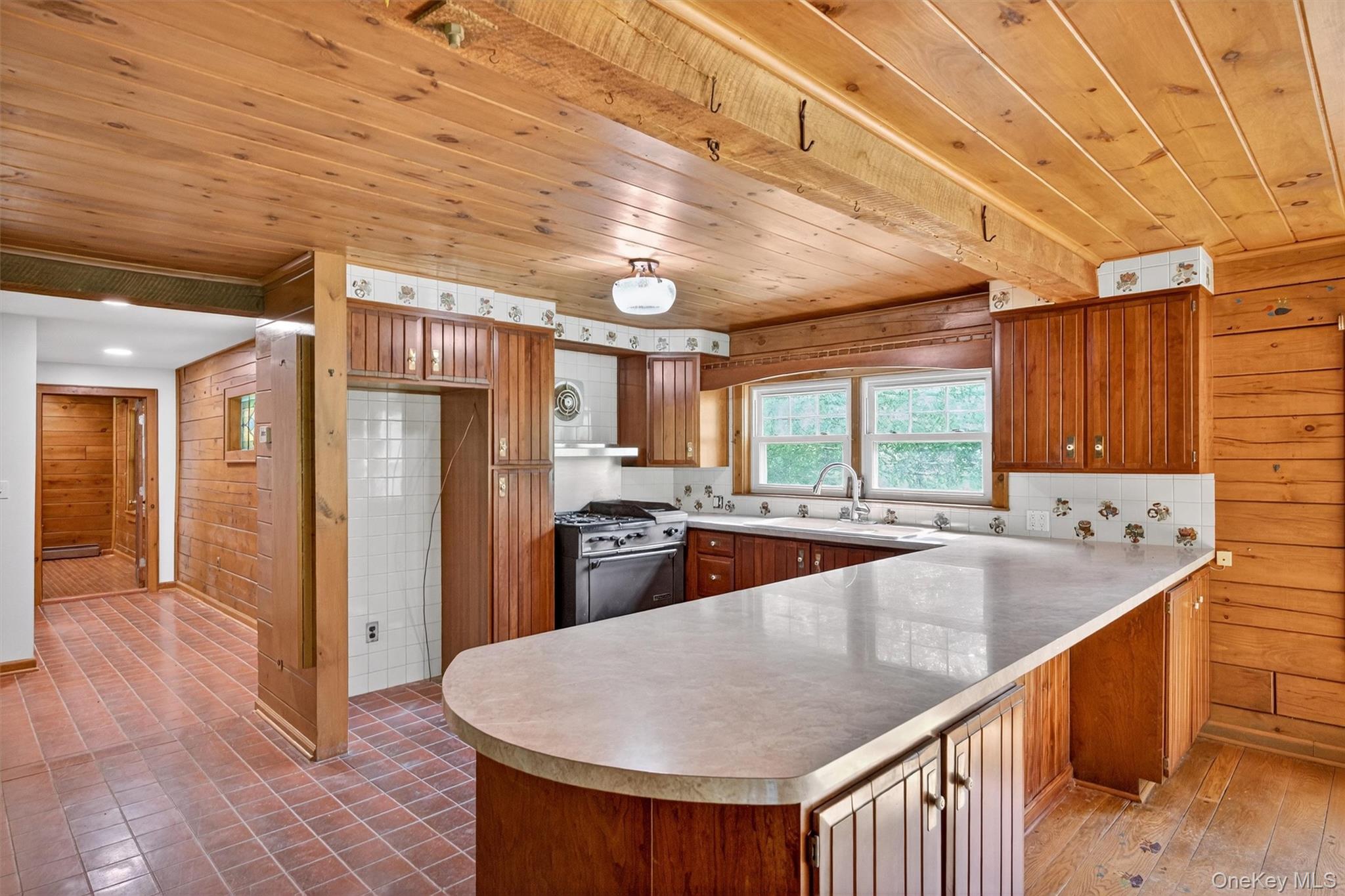 321 Spadola Lane, Pine Bush, NY 12566