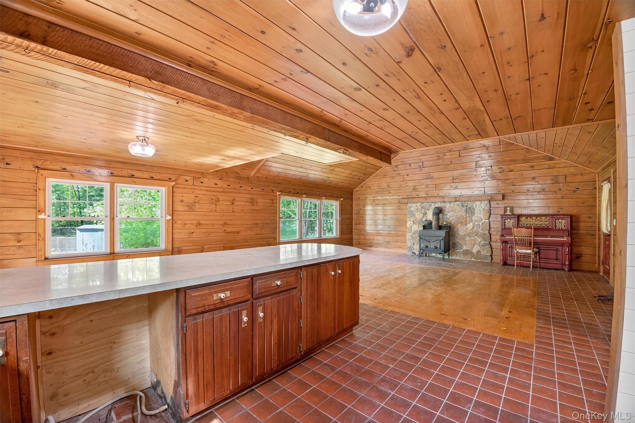 321 Spadola Lane, Pine Bush, NY 12566