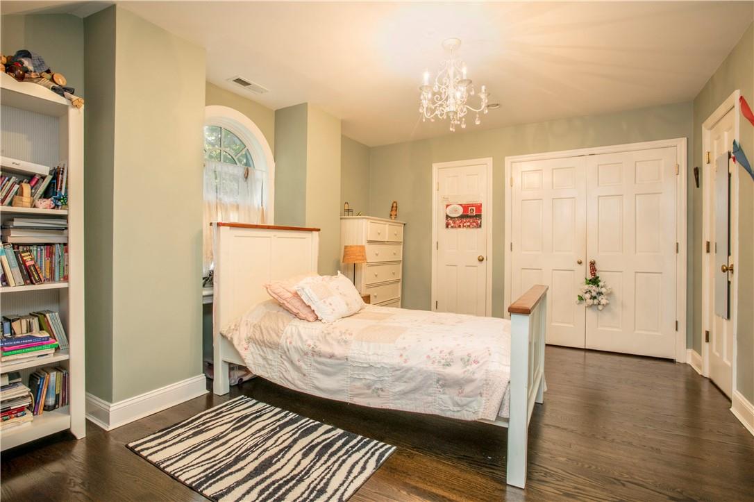 306 Quaker Road, Chappaqua, NY 10514