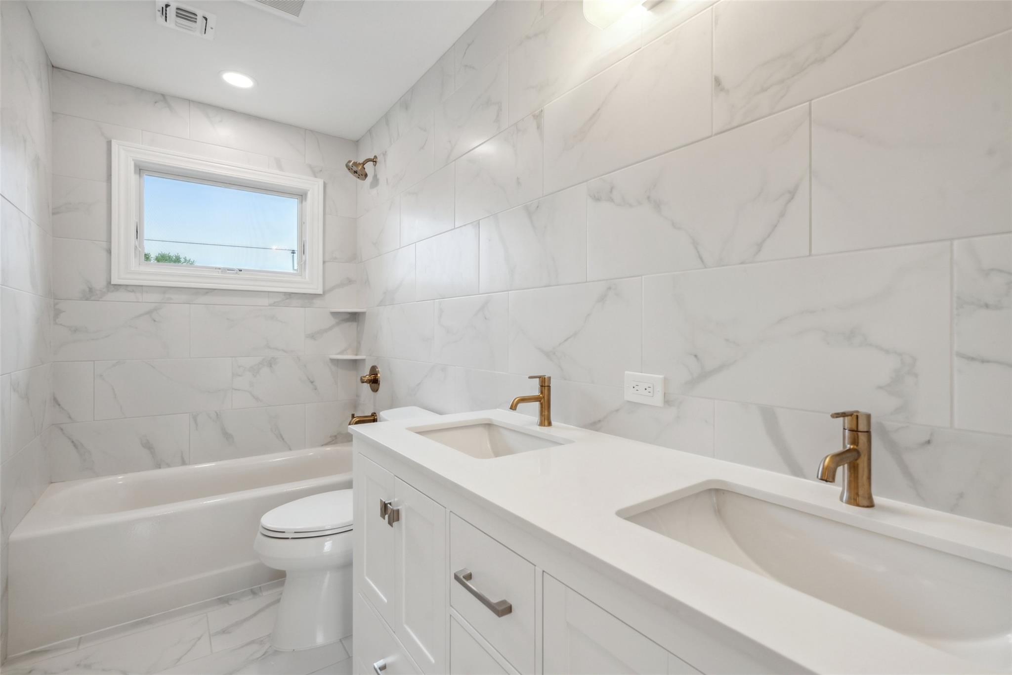 19 Cypress Avenue, Bethpage, NY 11714