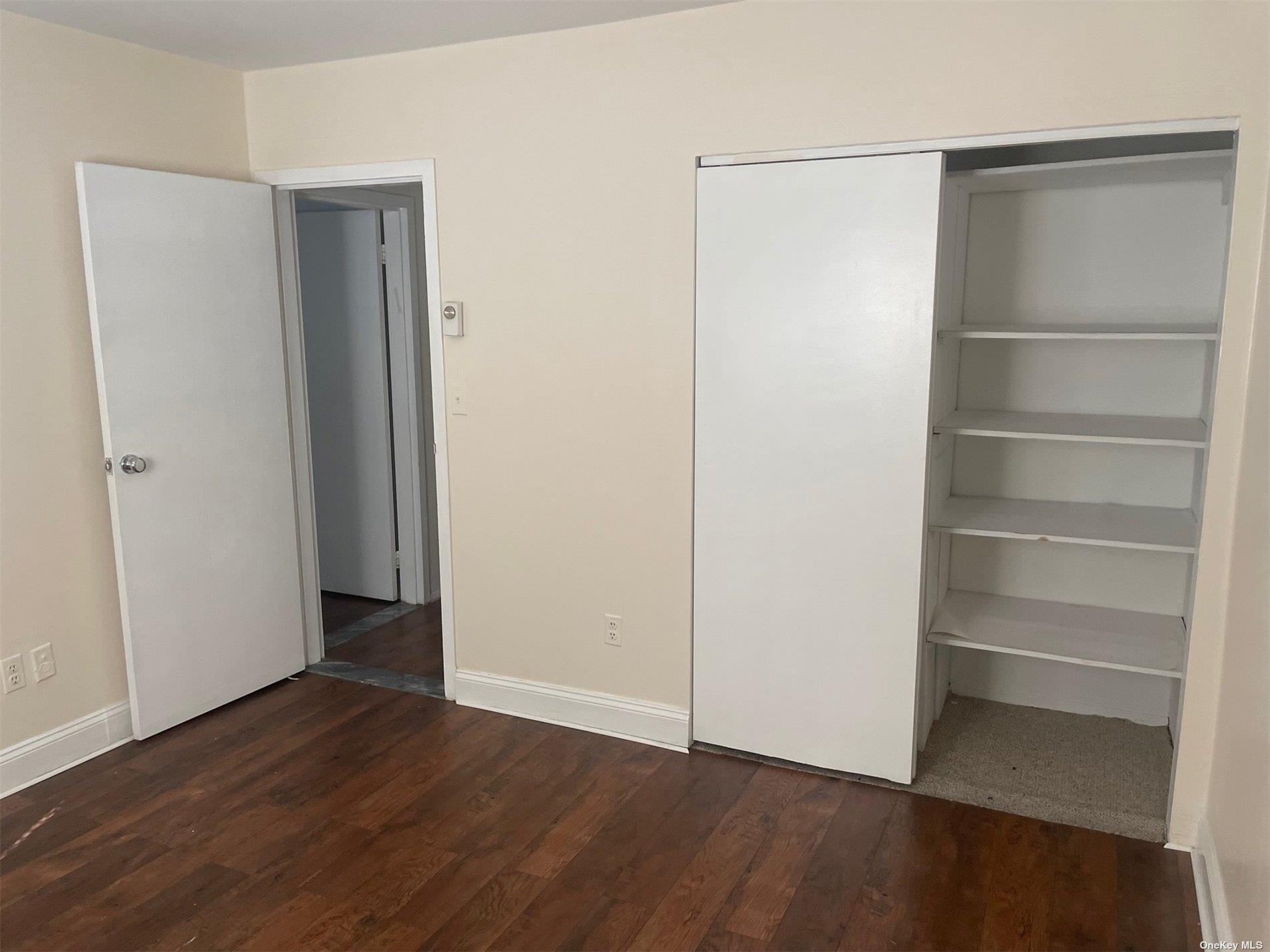 530 Hudson Avenue # B4, Cedarhurst, NY 11516