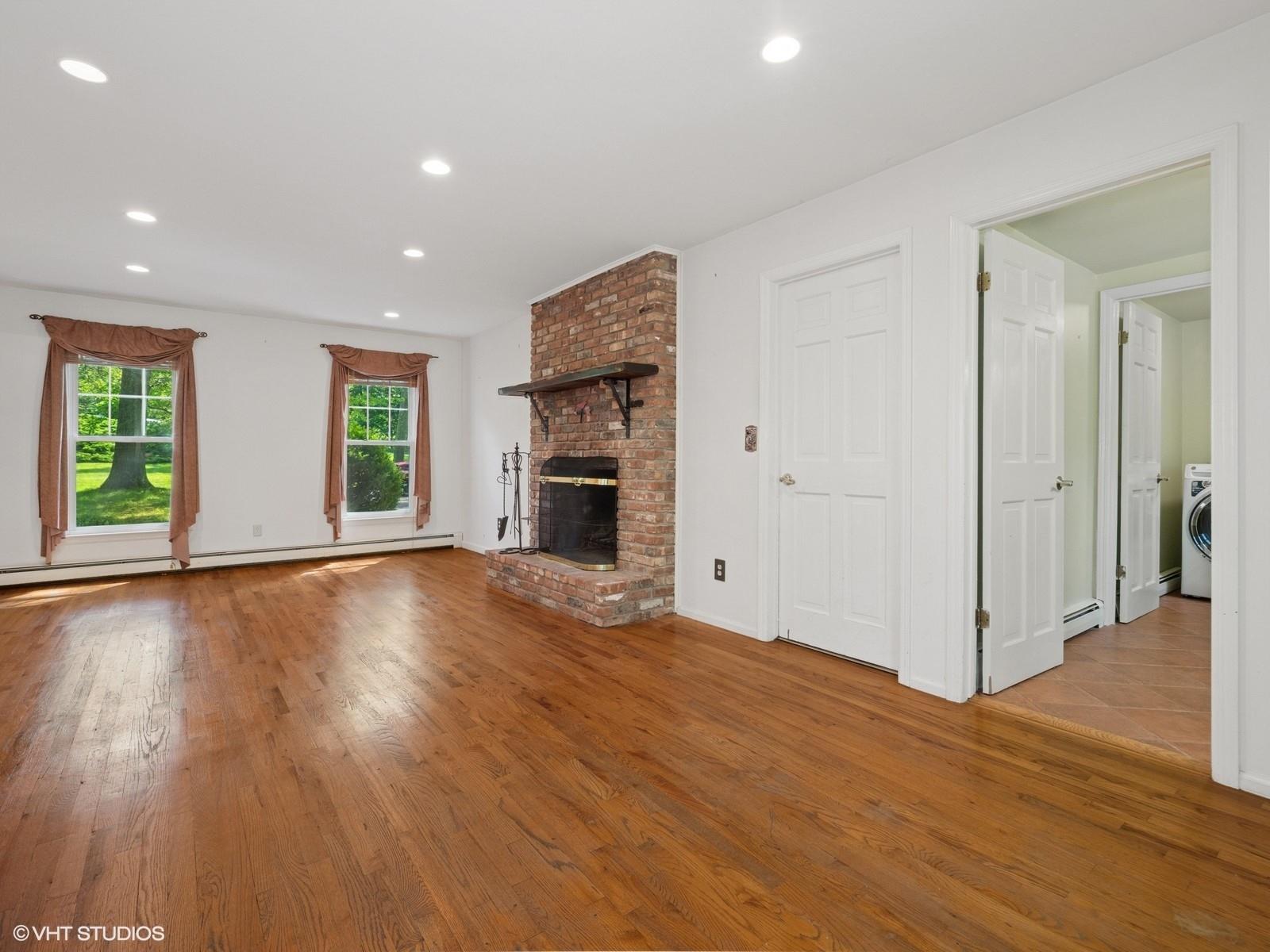 10 Silvermine Drive, South Salem, NY 10590