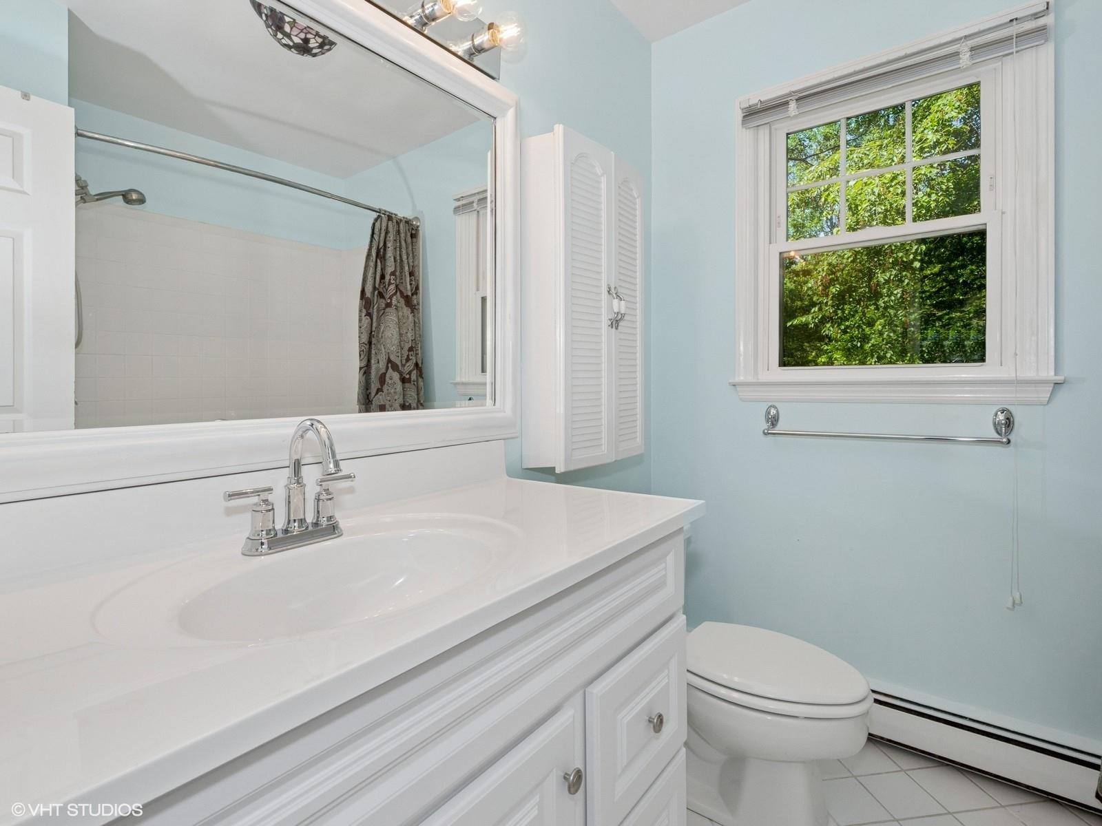 10 Silvermine Drive, South Salem, NY 10590