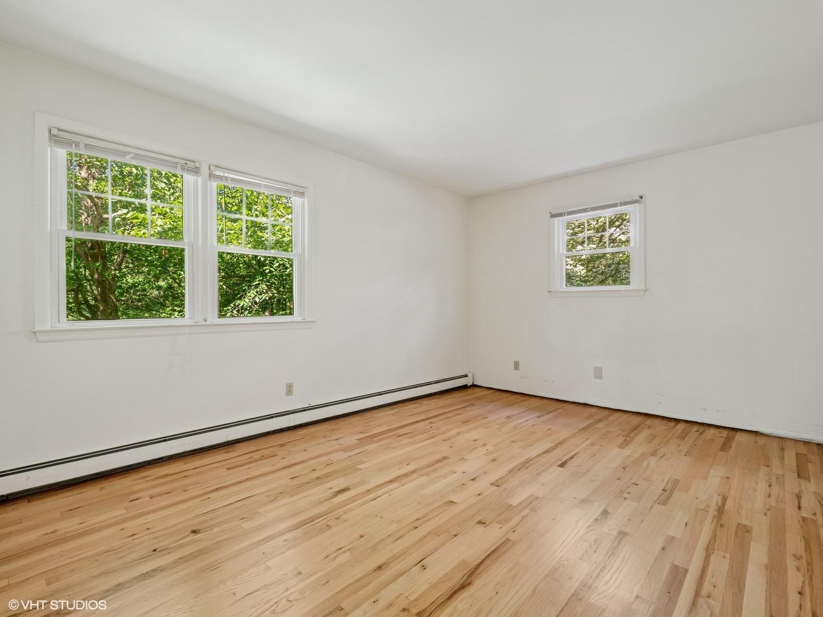 10 Silvermine Drive, South Salem, NY 10590