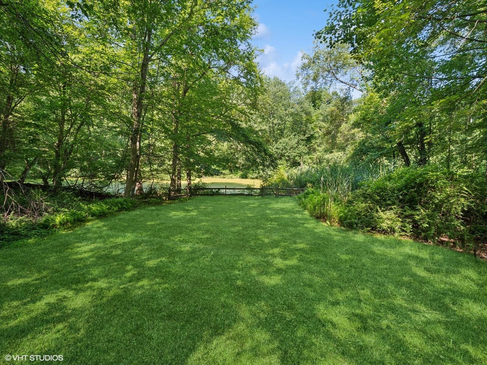 10 Silvermine Drive, South Salem, NY 10590