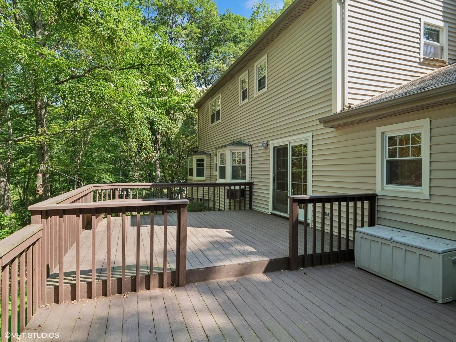 10 Silvermine Drive, South Salem, NY 10590