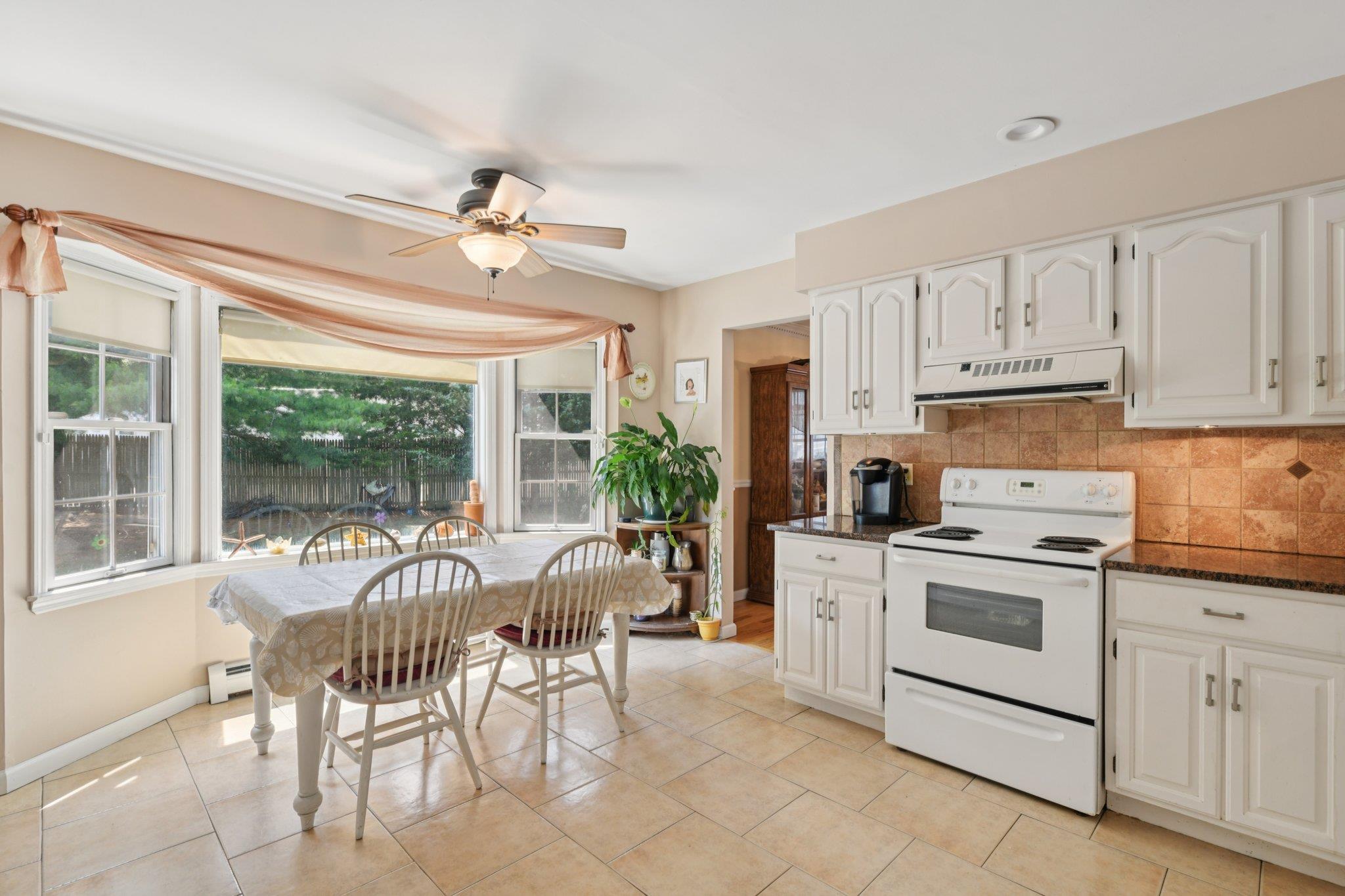 19 Sherwood Court, Ronkonkoma, NY 11779