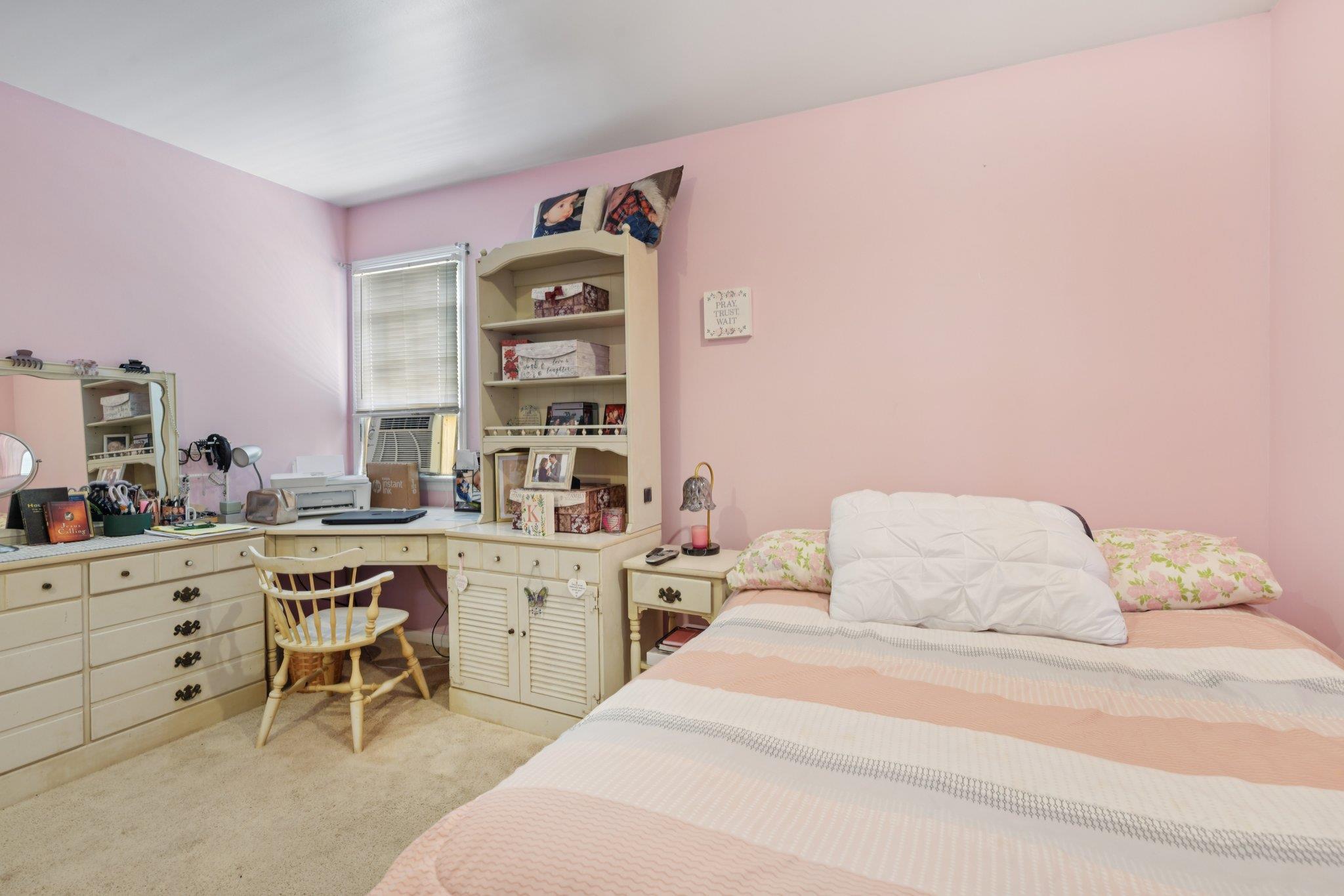 19 Sherwood Court, Ronkonkoma, NY 11779