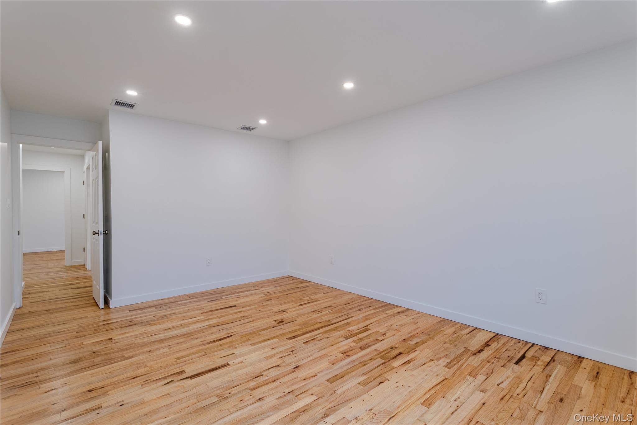 23 Waterford Drive, Wheatley Heights, NY 11798