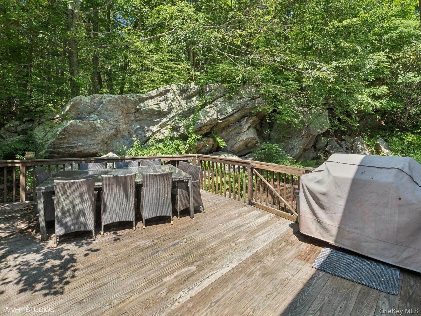 212 Elmwood Road, South Salem, NY 10590