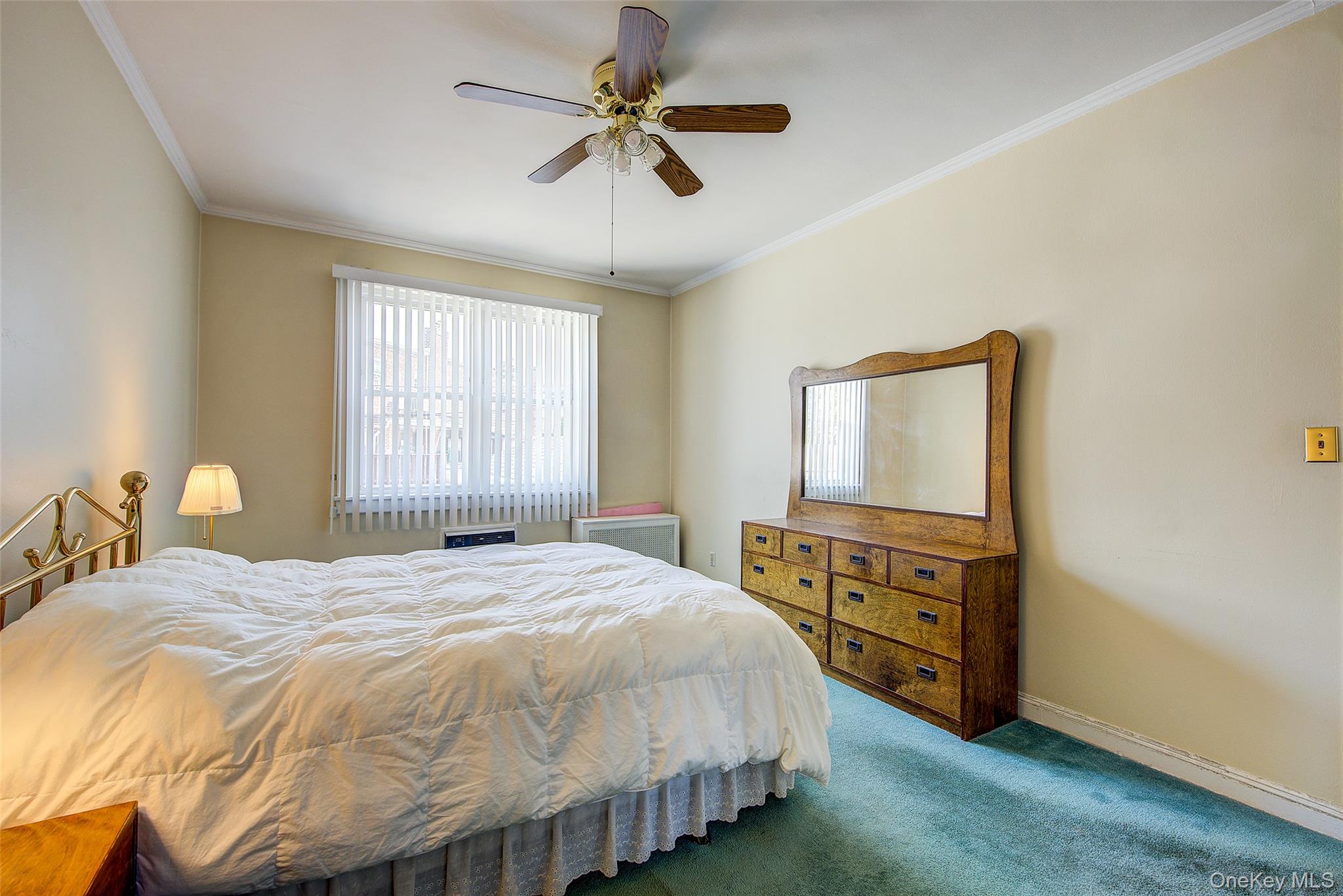 82-91 Caldwell Avenue, Middle Village, NY 11379