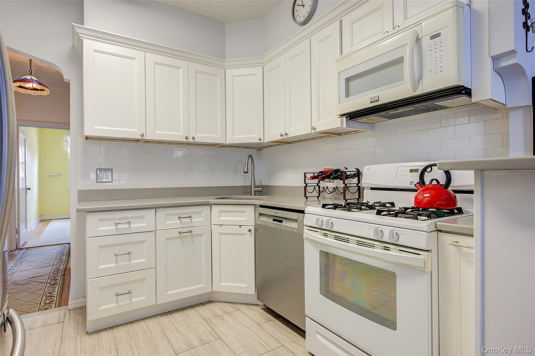 82-91 Caldwell Avenue, Middle Village, NY 11379