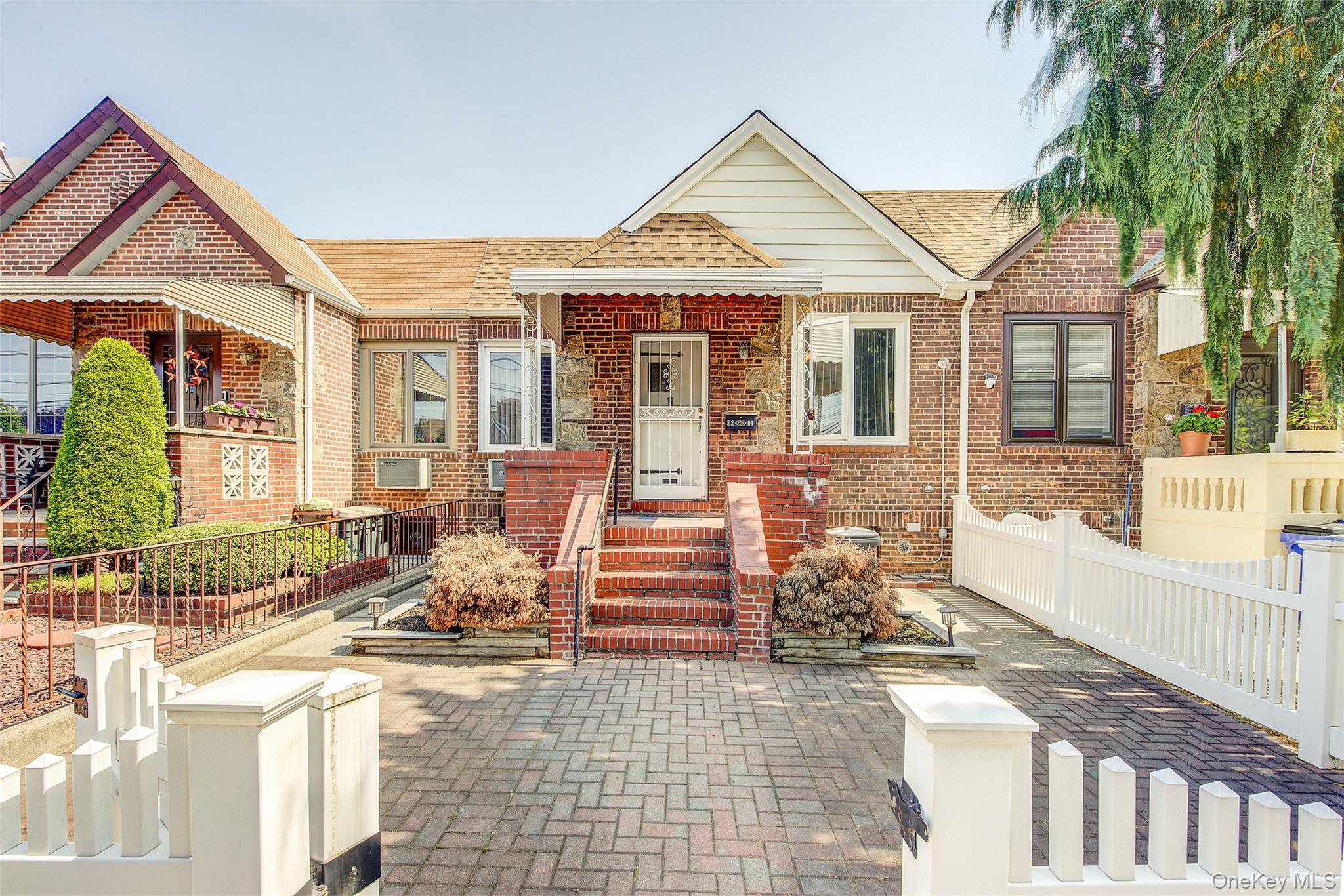 82-91 Caldwell Avenue, Middle Village, NY 11379