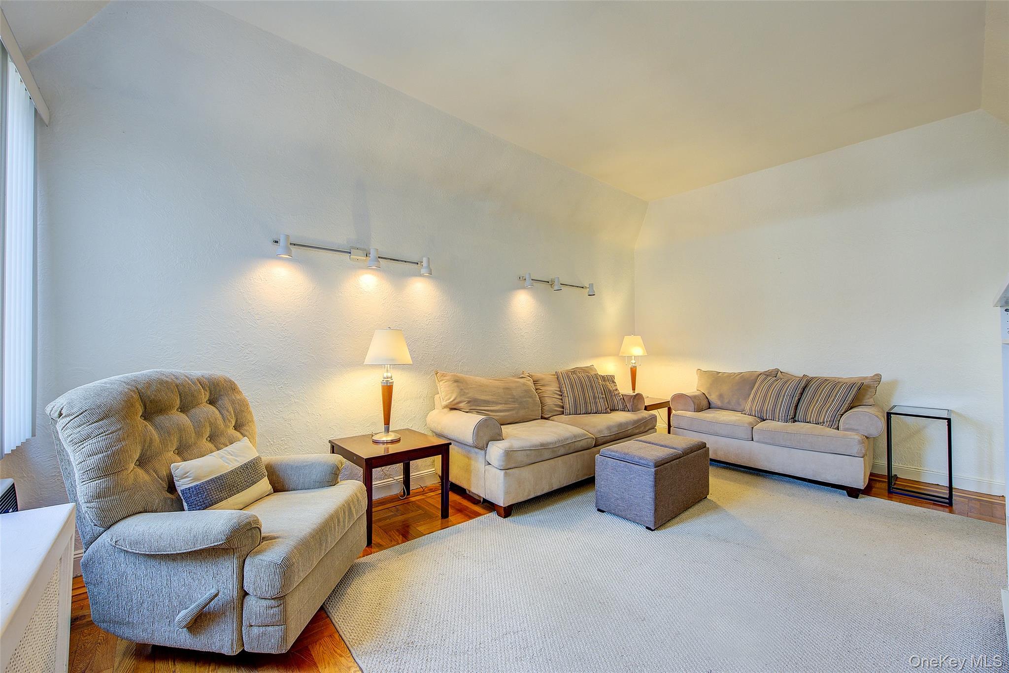 82-91 Caldwell Avenue, Middle Village, NY 11379