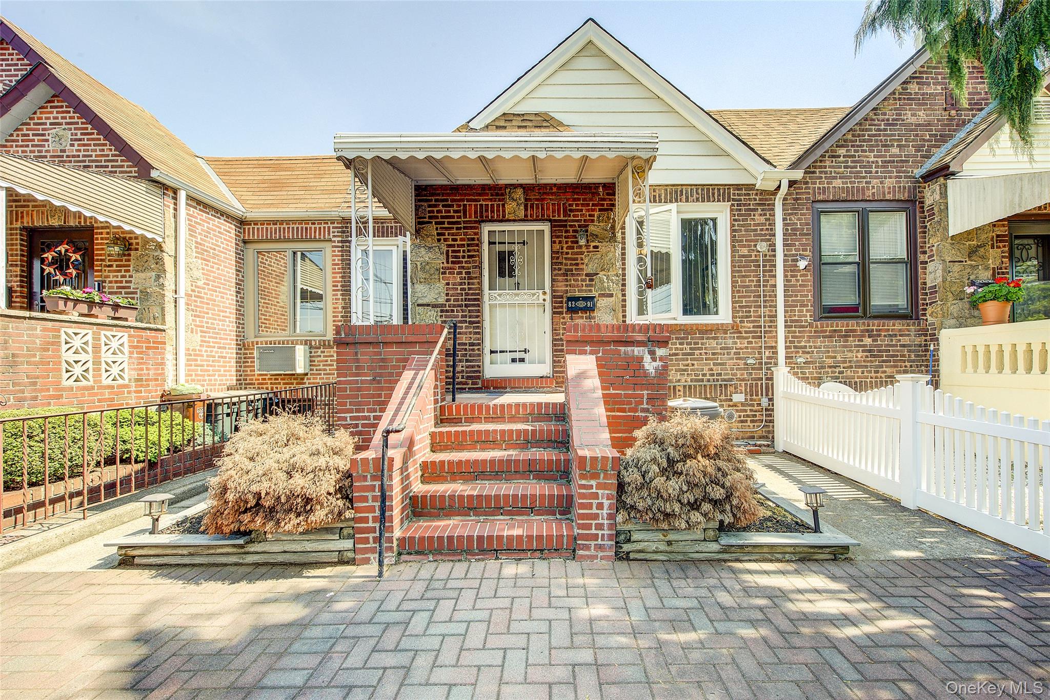 82-91 Caldwell Avenue, Middle Village, NY 11379