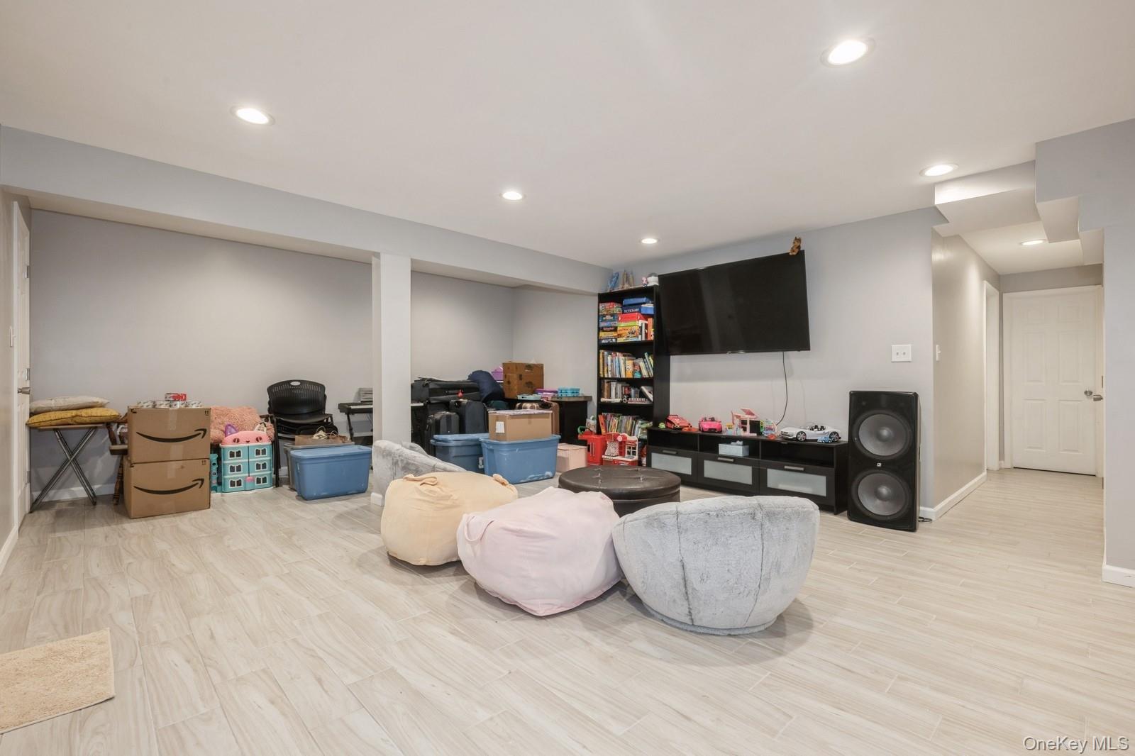 198 Central Avenue, Bethpage, NY 11714