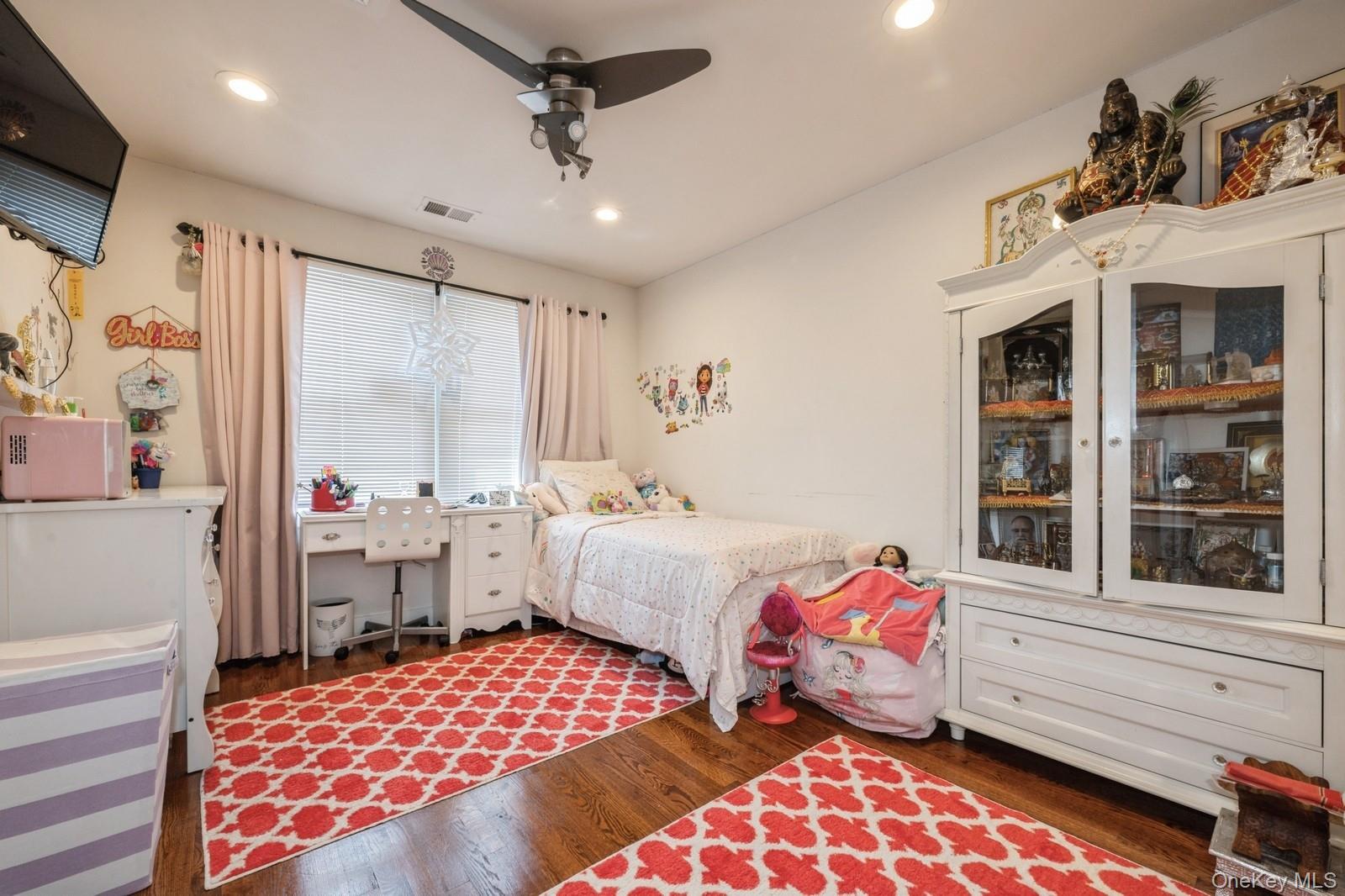 198 Central Avenue, Bethpage, NY 11714