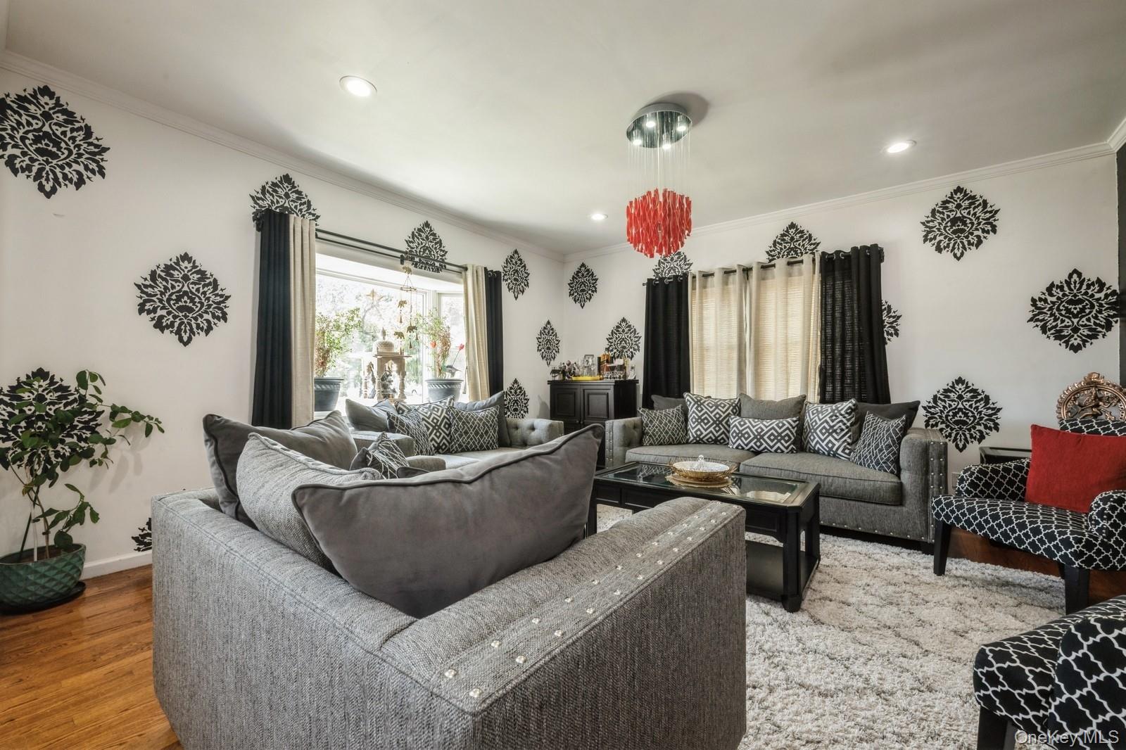 198 Central Avenue, Bethpage, NY 11714