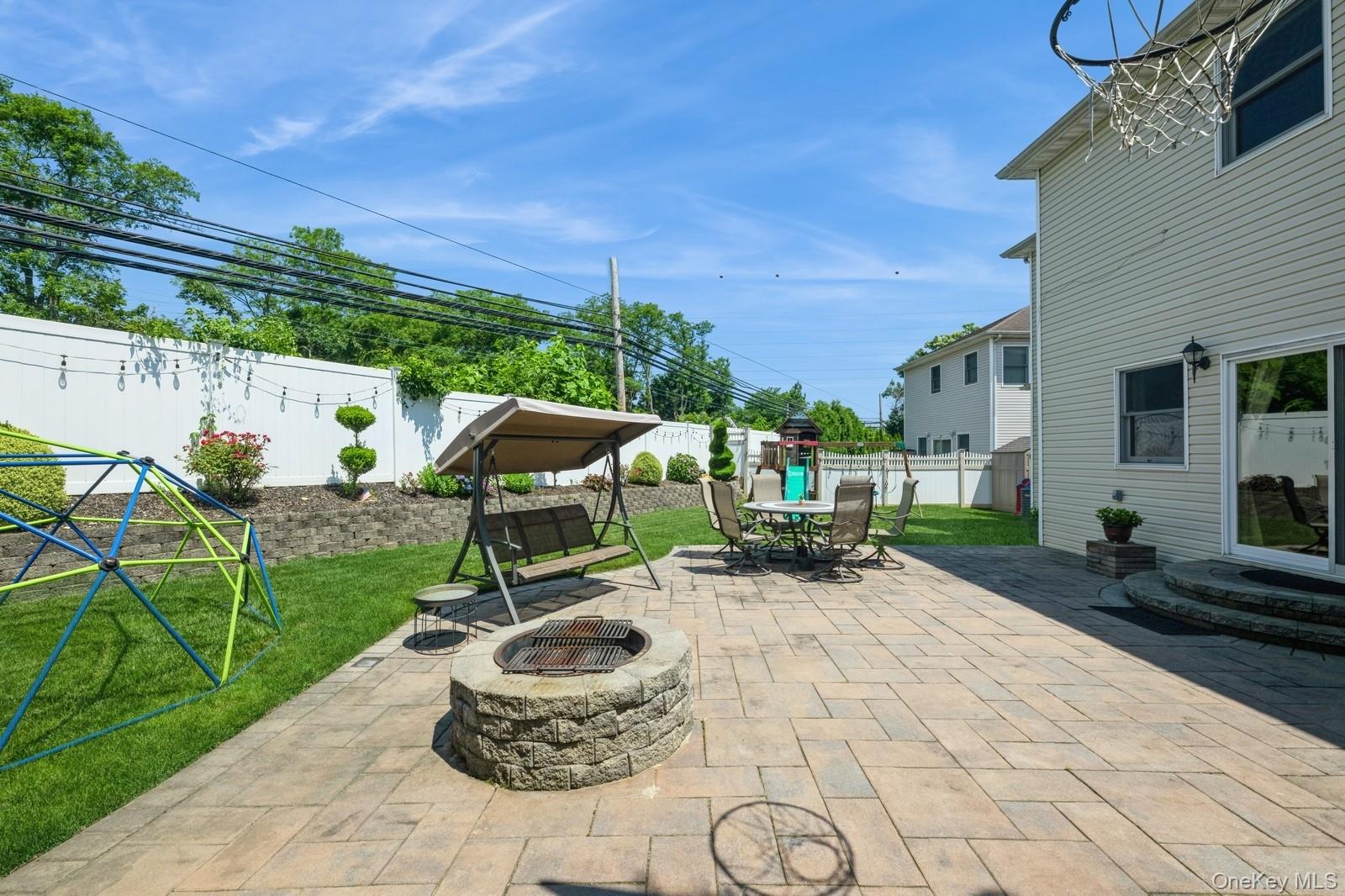 198 Central Avenue, Bethpage, NY 11714