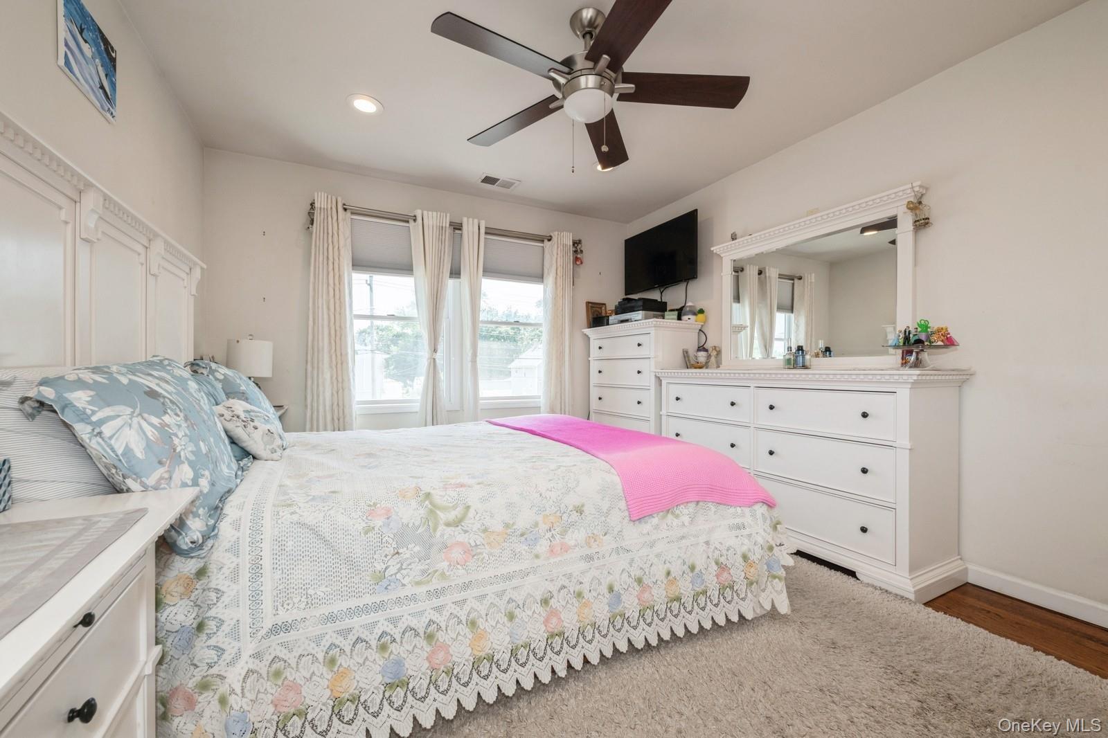 198 Central Avenue, Bethpage, NY 11714