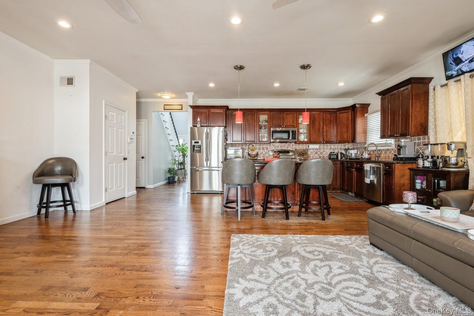 198 Central Avenue, Bethpage, NY 11714