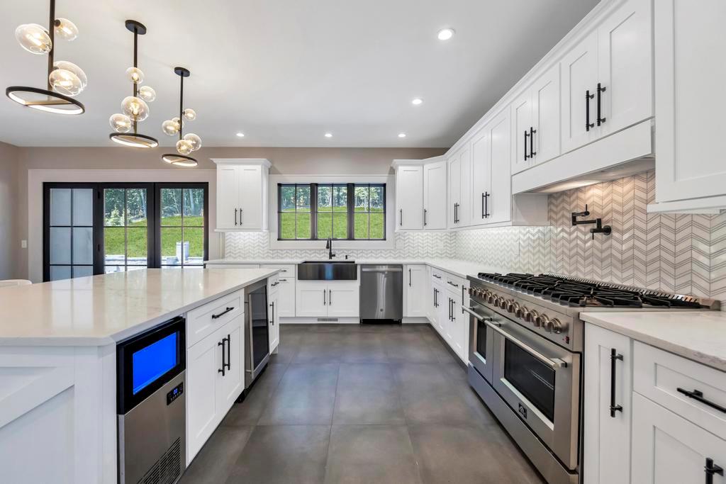 589 Old Bridge Road, Northport, NY 11768