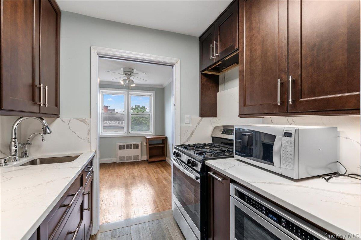 833 Central Avenue # 3M, Far Rockaway, NY 11691