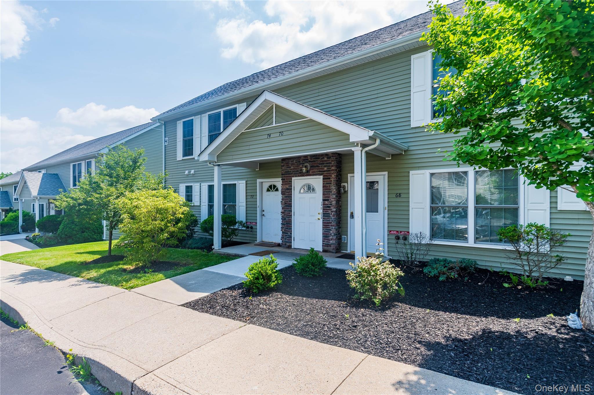 74 Aveonis Court, Fishkill, NY 12524