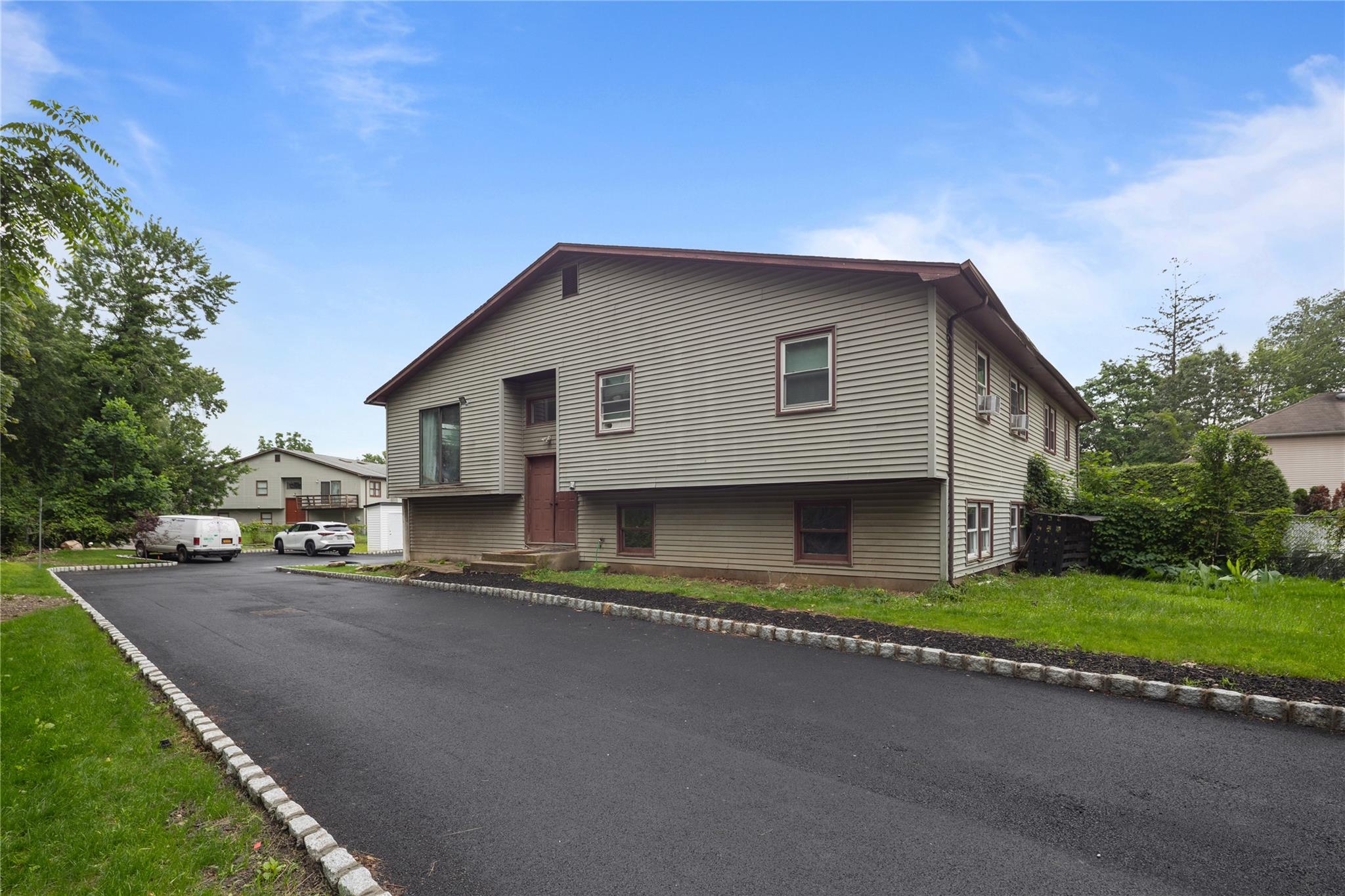 14 Singer Avenue, Spring Valley, NY 10977