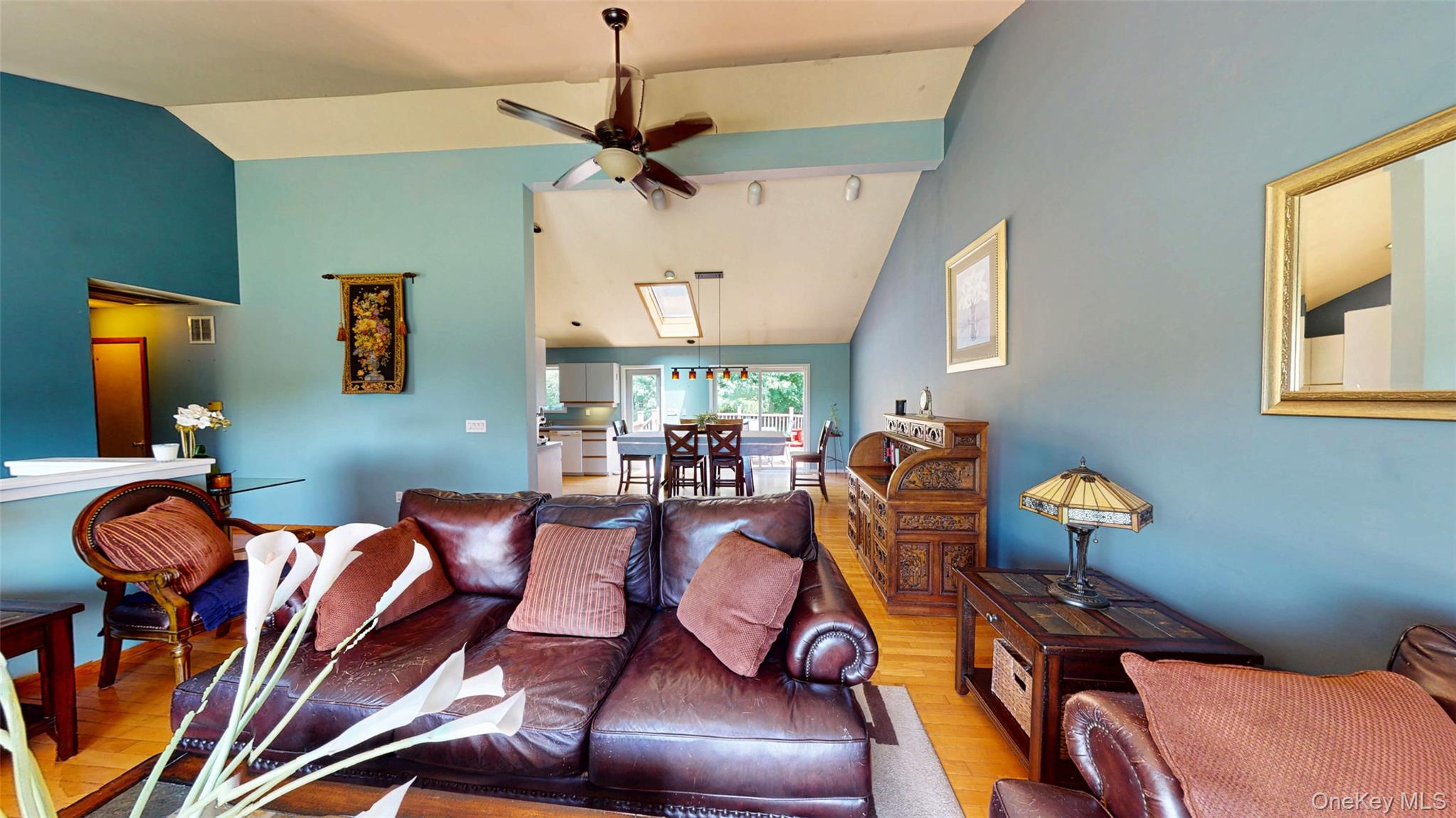 17 Purdy Lane, New Windsor, NY 12553