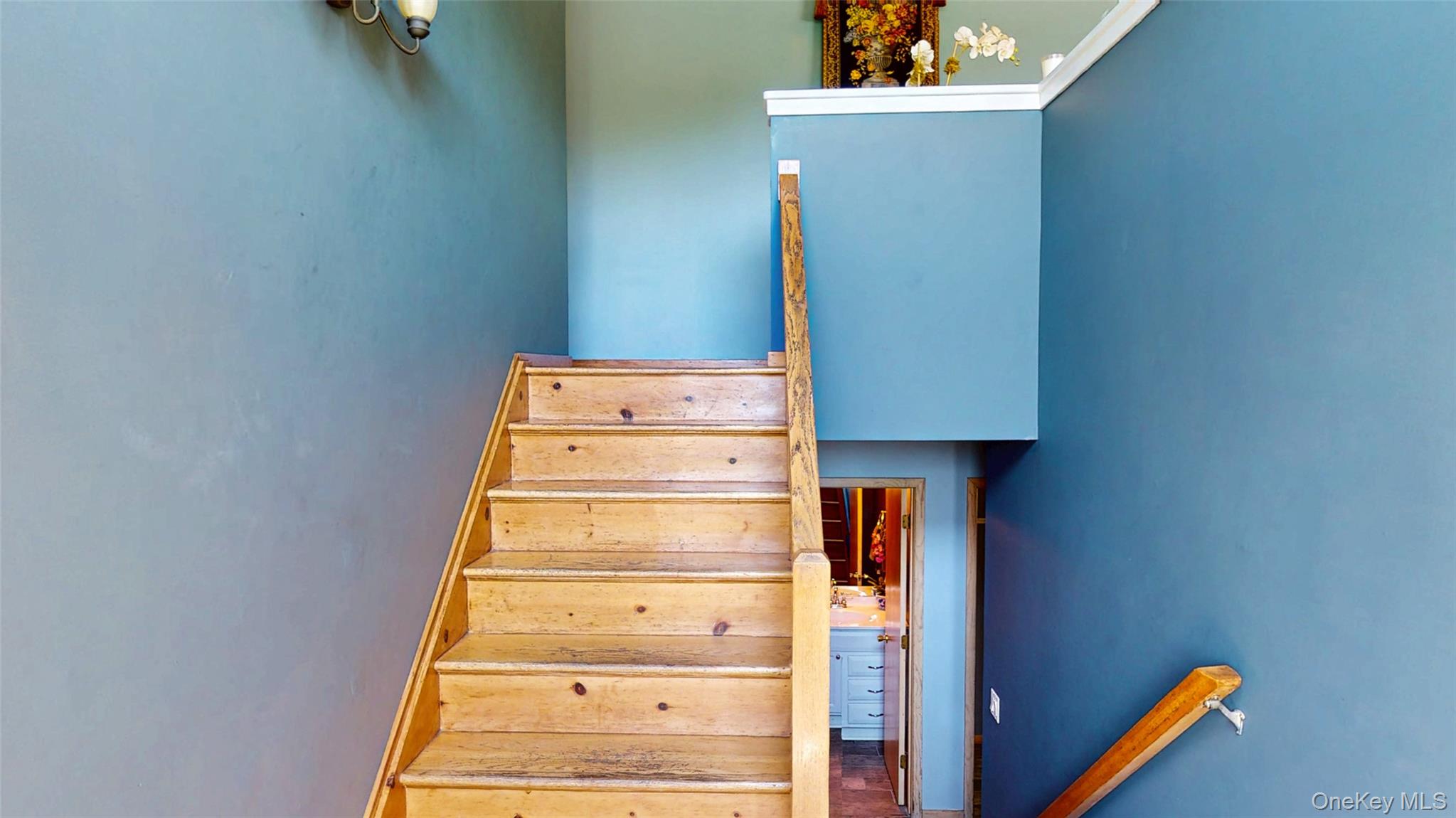 17 Purdy Lane, New Windsor, NY 12553