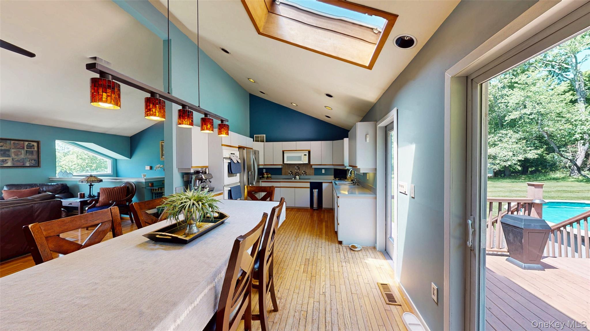 17 Purdy Lane, New Windsor, NY 12553