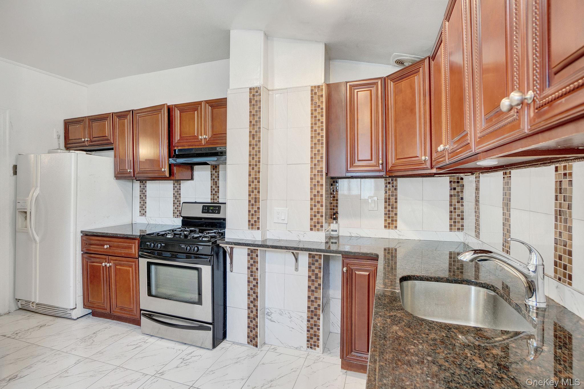 90-31 185TH Street, Hollis, NY 11423