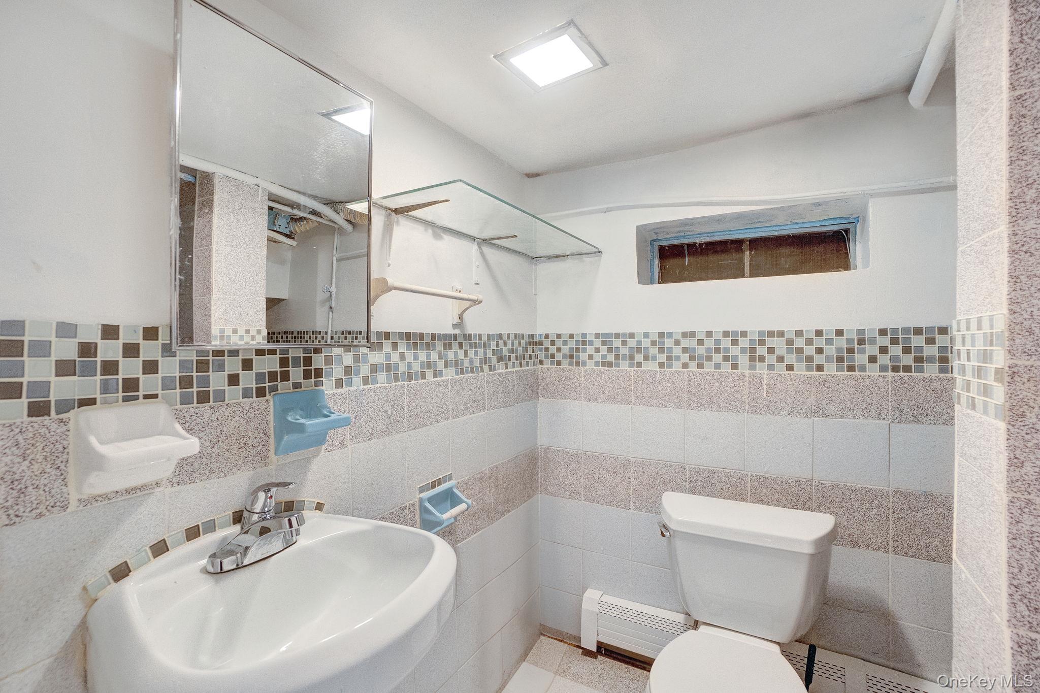 90-31 185TH Street, Hollis, NY 11423