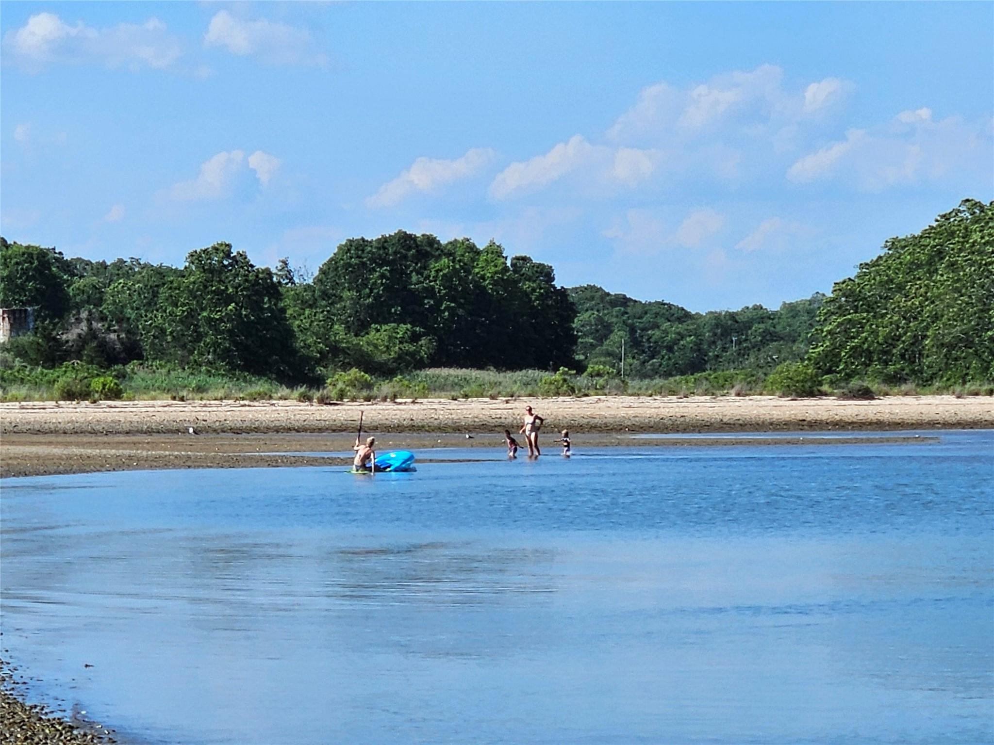 3650 Bay Shore Road, Greenport, NY 11944