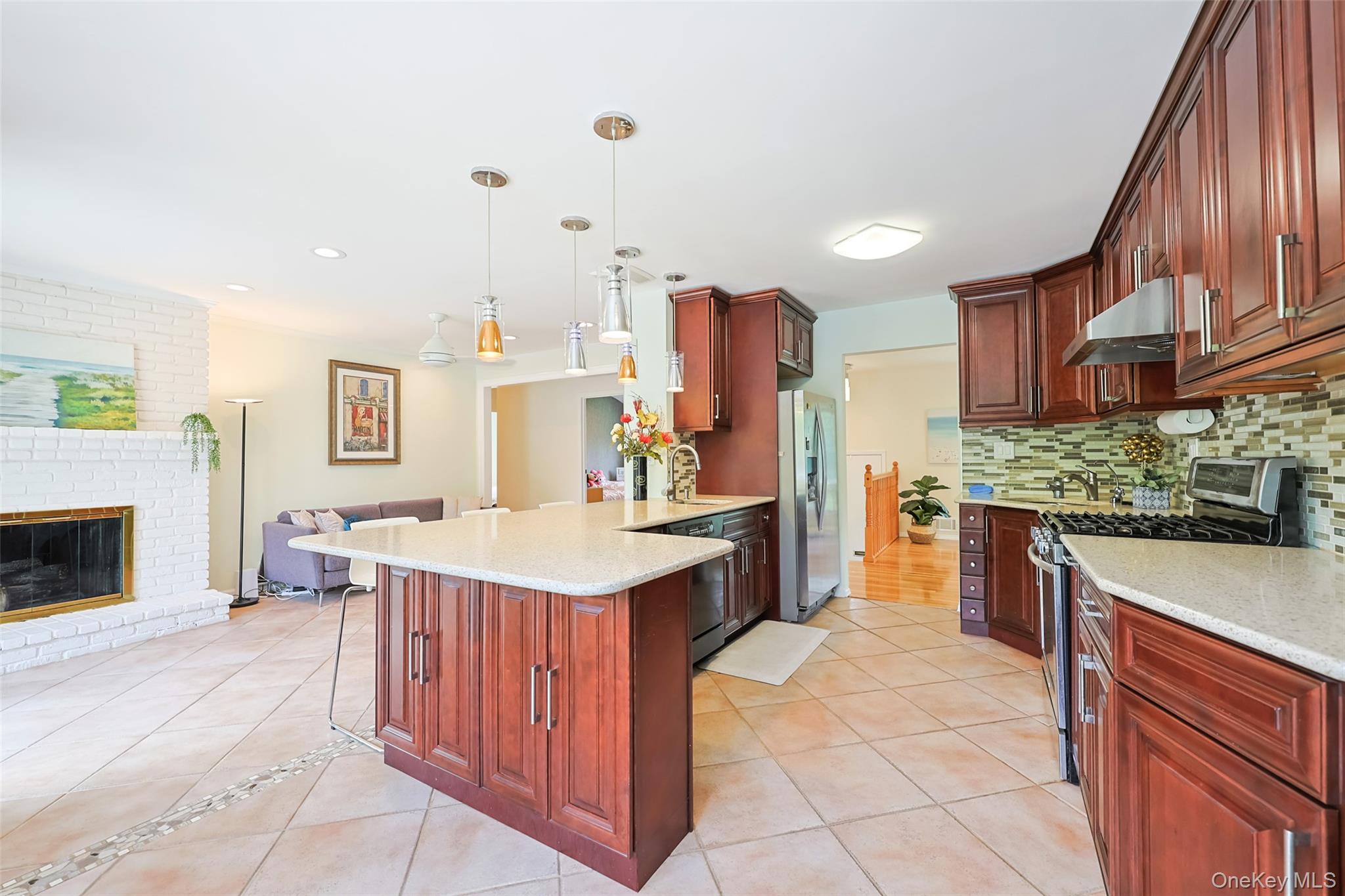 43 Saratoga Drive, Jericho, NY 11753