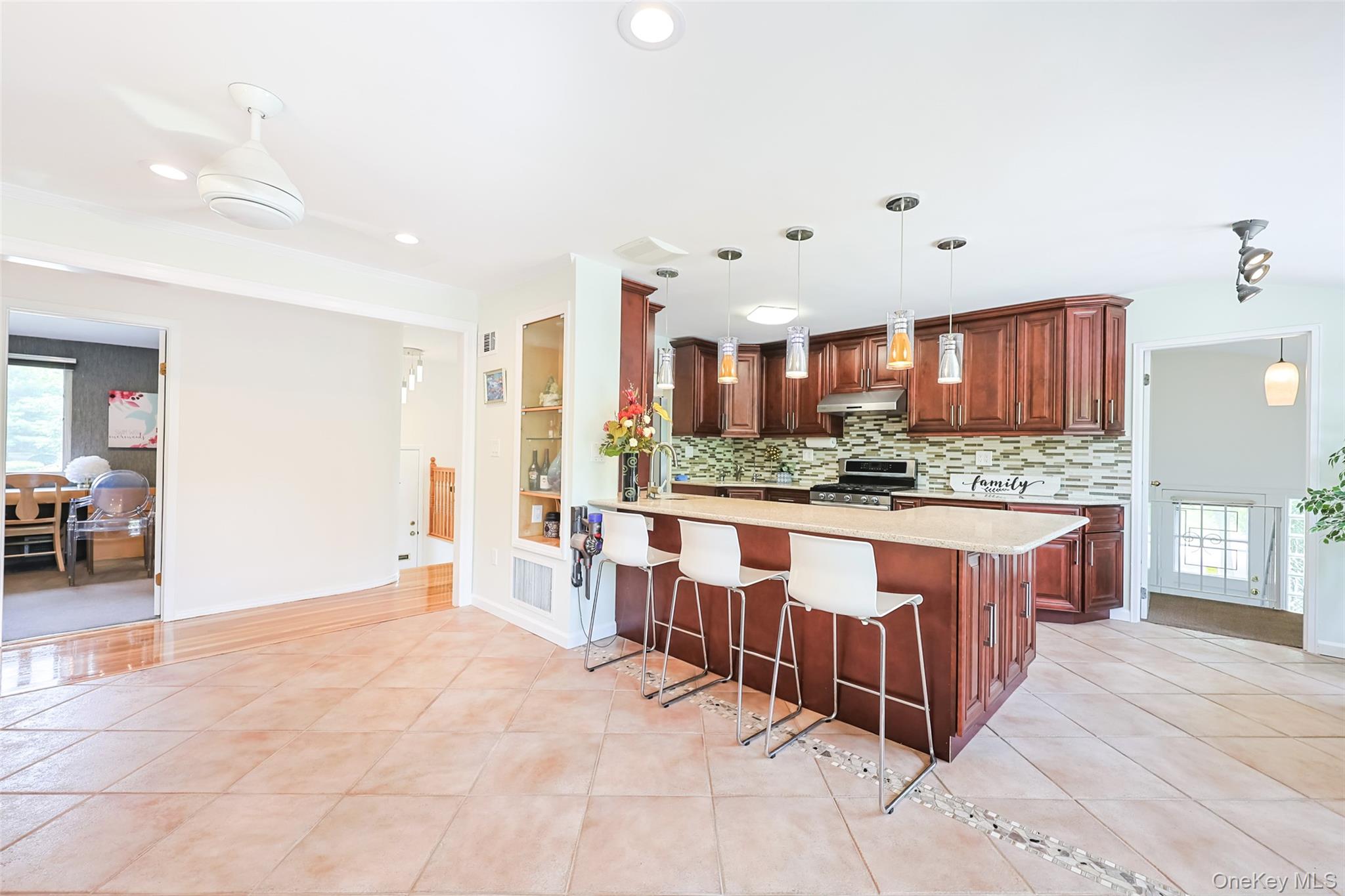 43 Saratoga Drive, Jericho, NY 11753