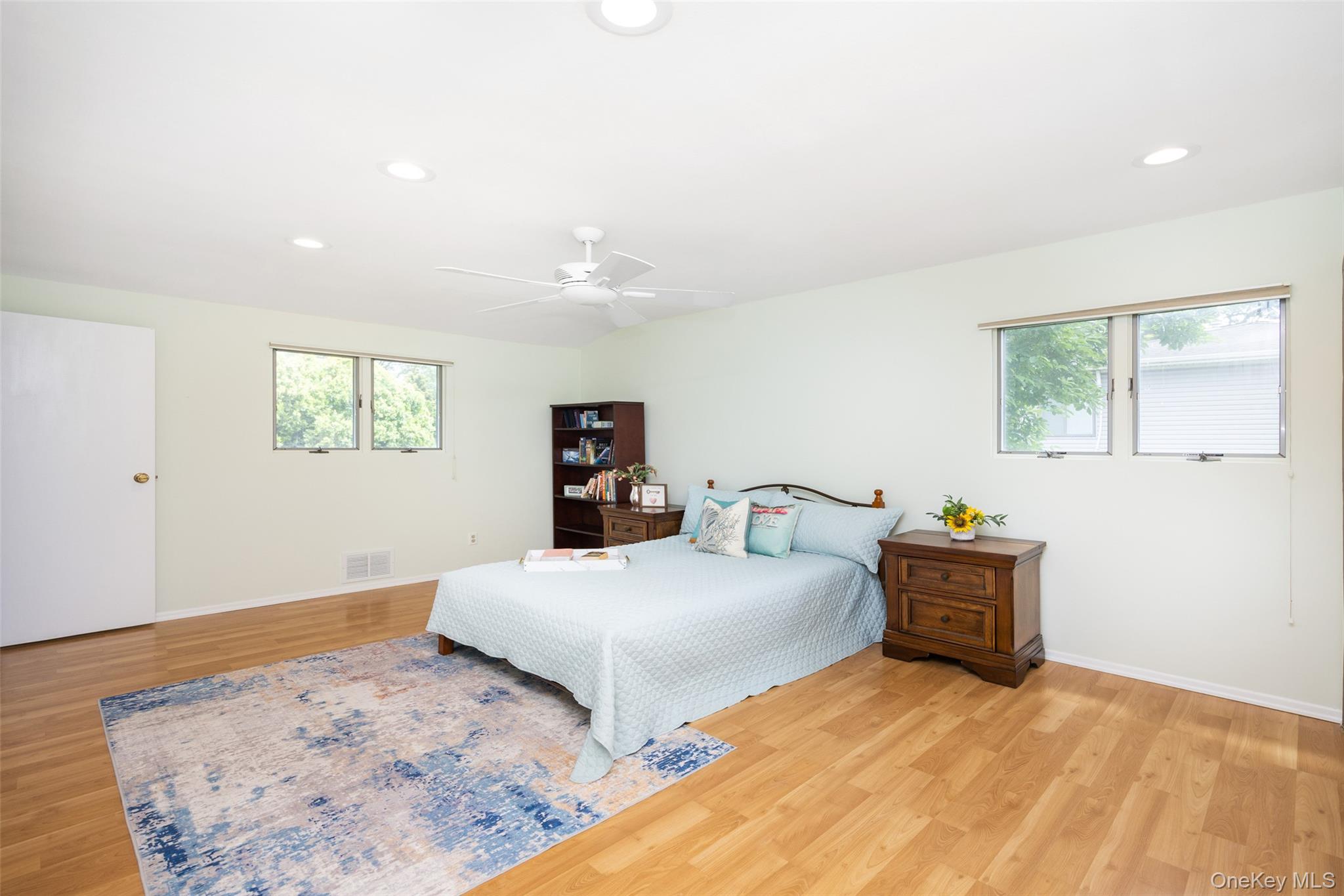 43 Saratoga Drive, Jericho, NY 11753